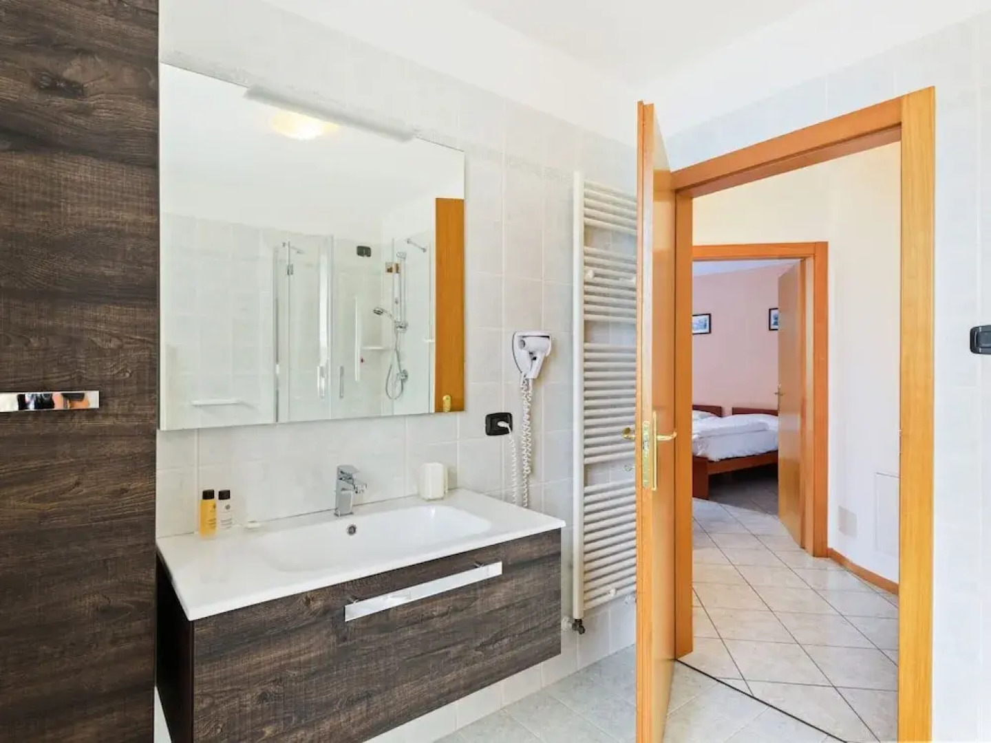 Belvilla by OYO Casa Colonia Trilo