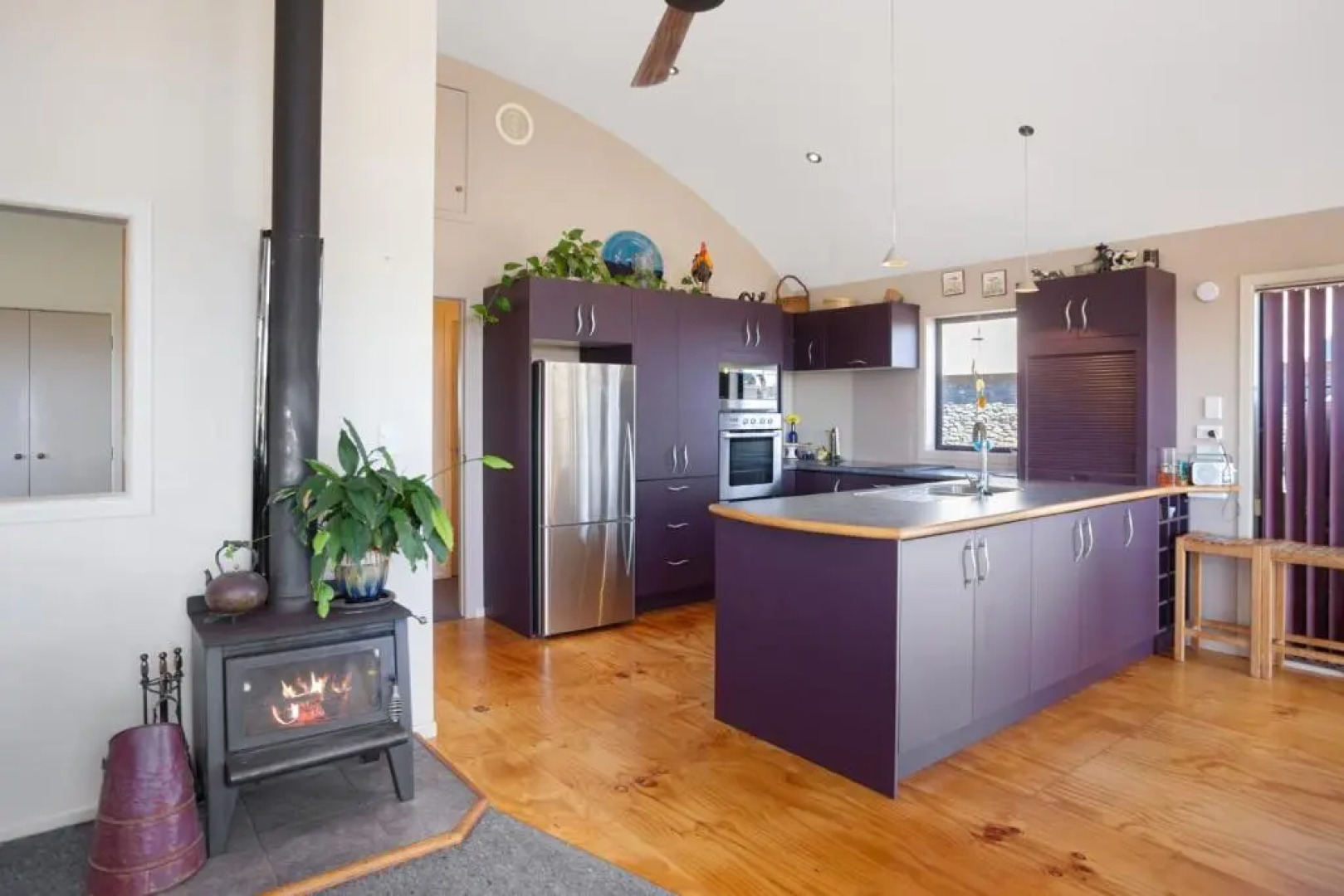 Tuhua Views - Waihi Beach Holiday Home