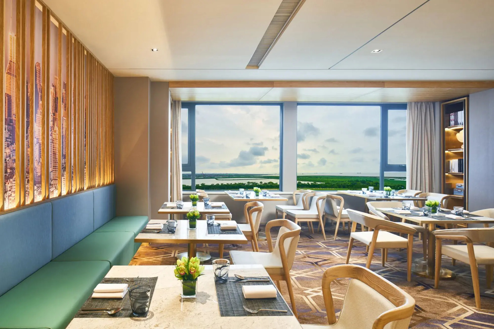 The QUBE Hotel Shanghai Sanjiagang