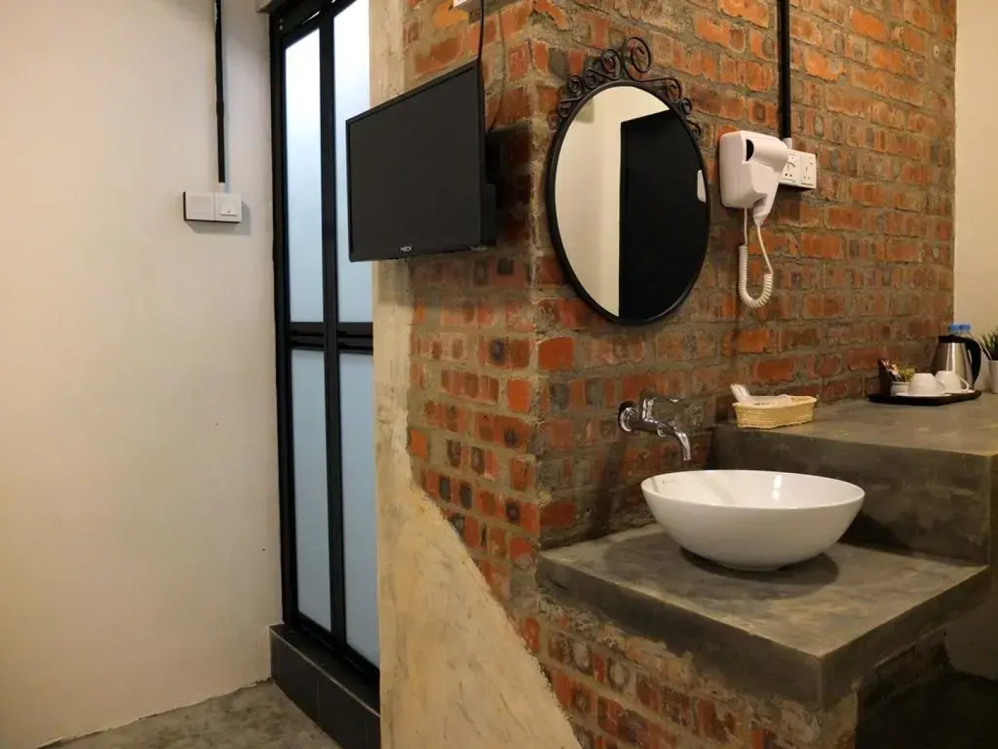 Suite 18 Boutique Hotel - Hostel