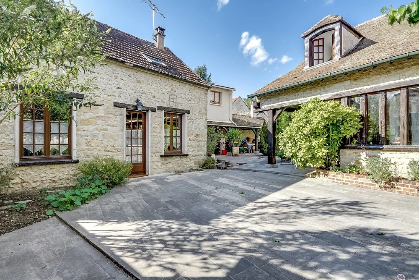 House With 2 Bedrooms in Saint-germain-sur-école, With Private Pool, E