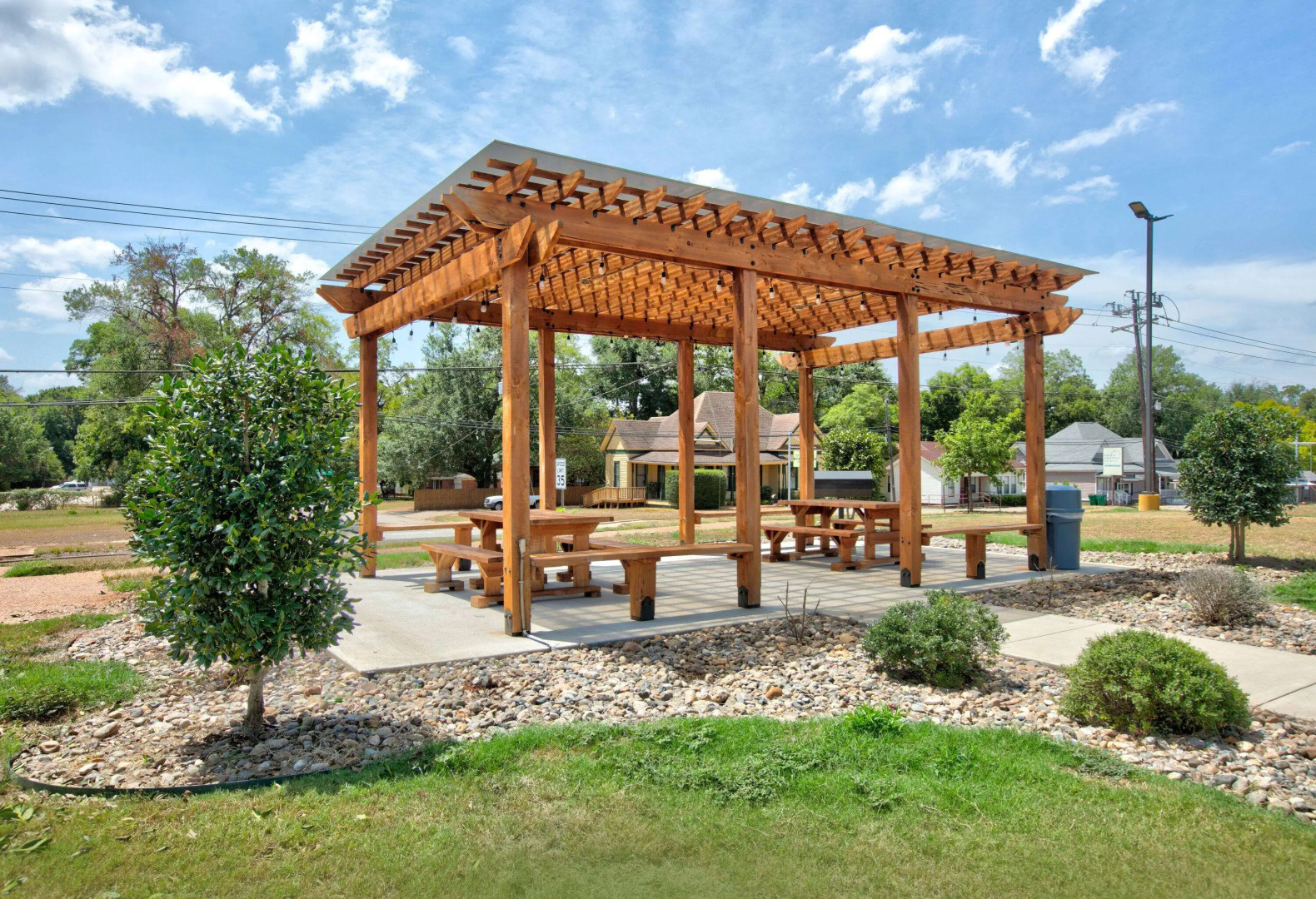 Super 8 by Wyndham Palestine