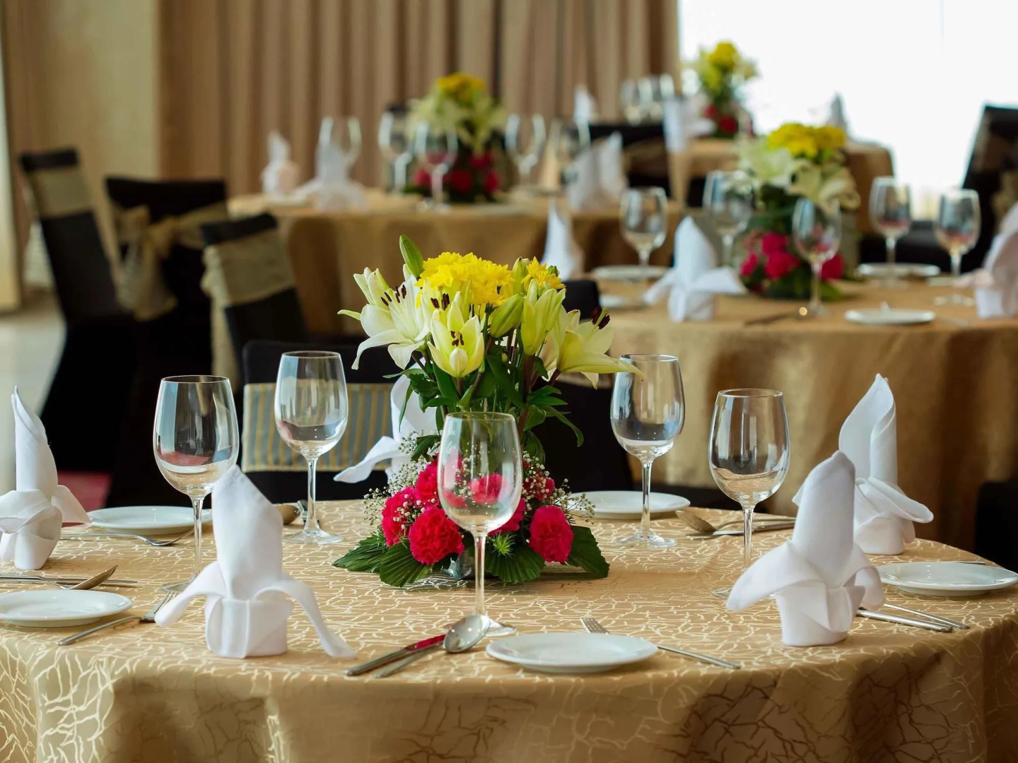 Mercure Hyderabad KCP Hotel