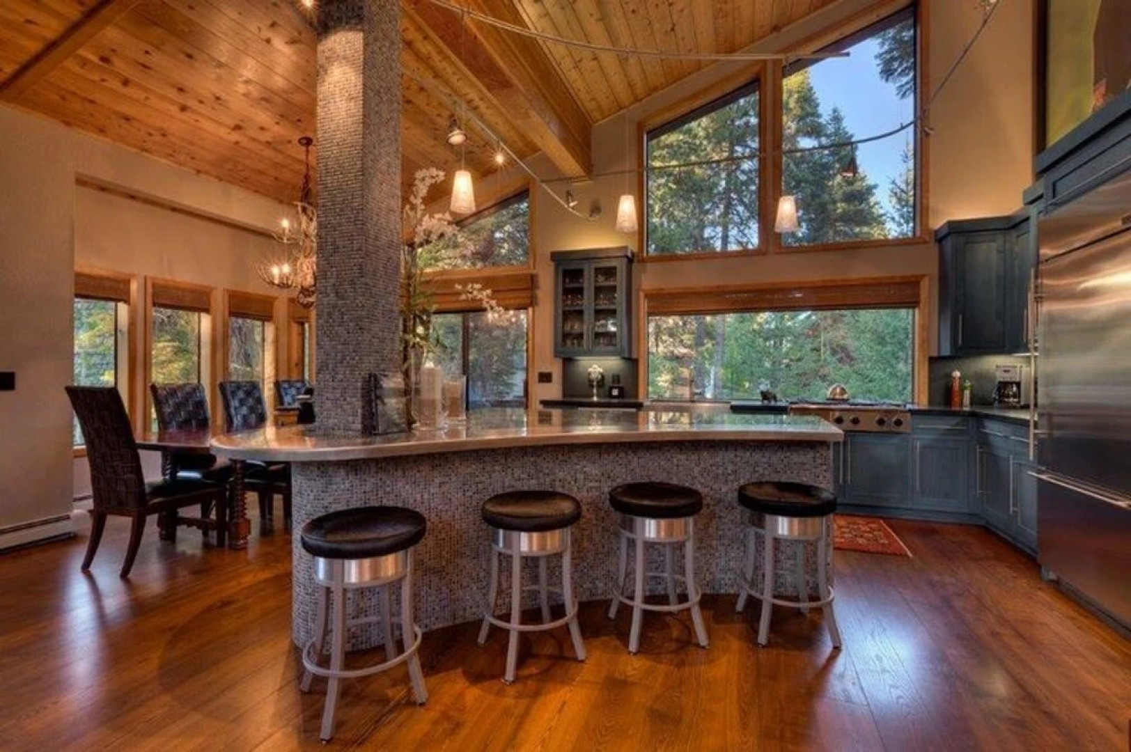 Artist's Haven at Dollar Point by Tahoe Mountain Properties