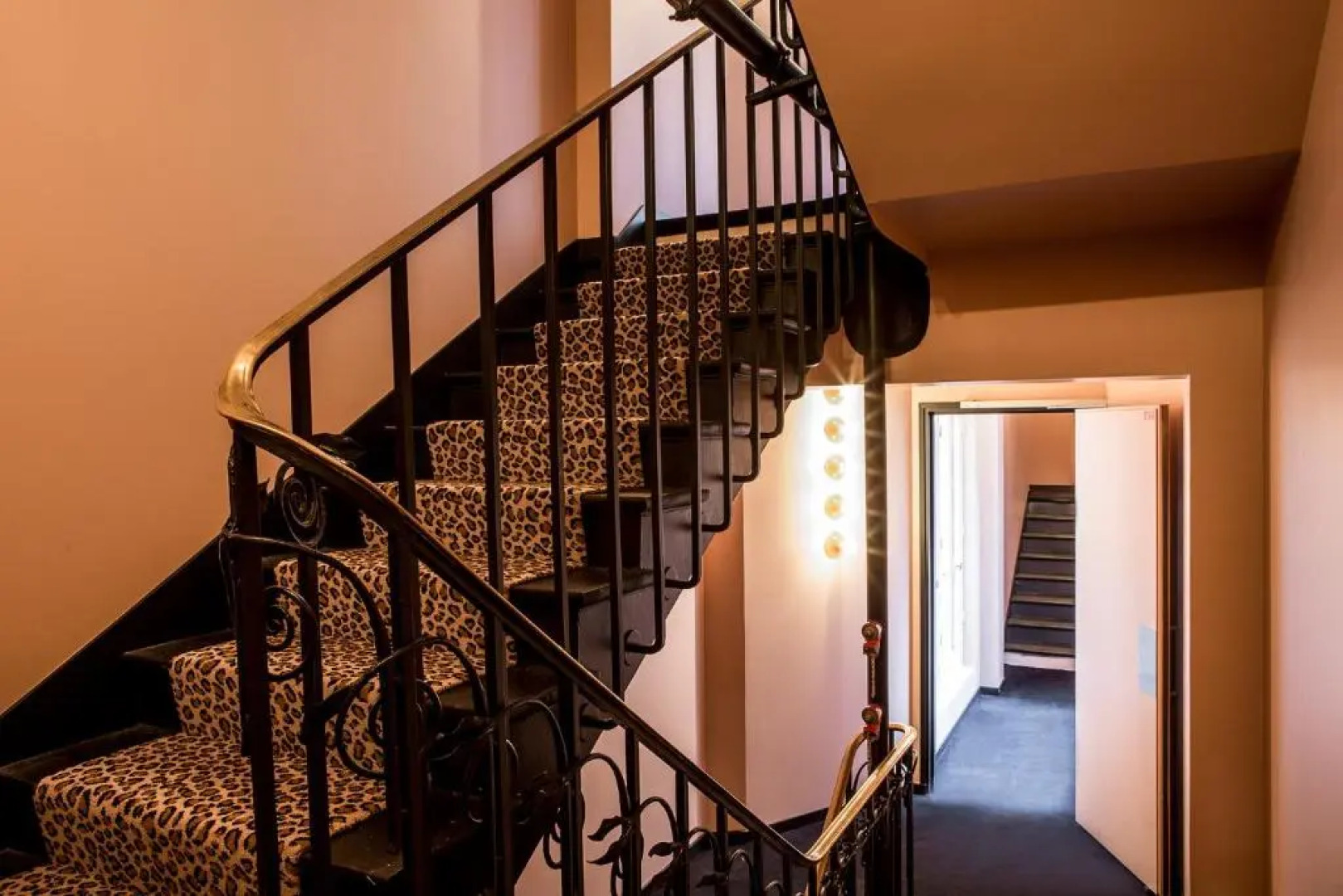 Hôtel du Rond-Point des Champs-Élysées