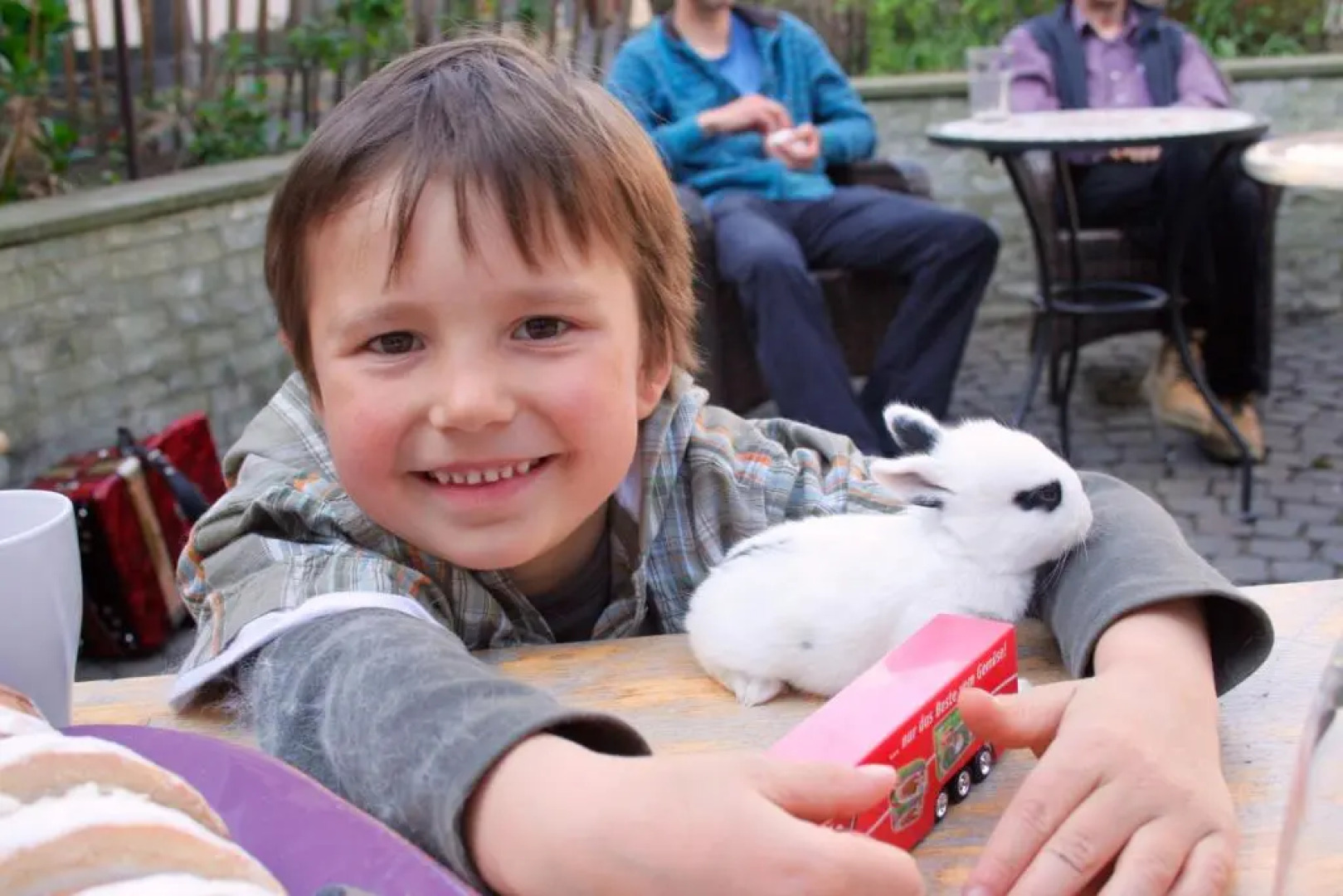 RheinRiver Guesthouse - Direkt am Rhein