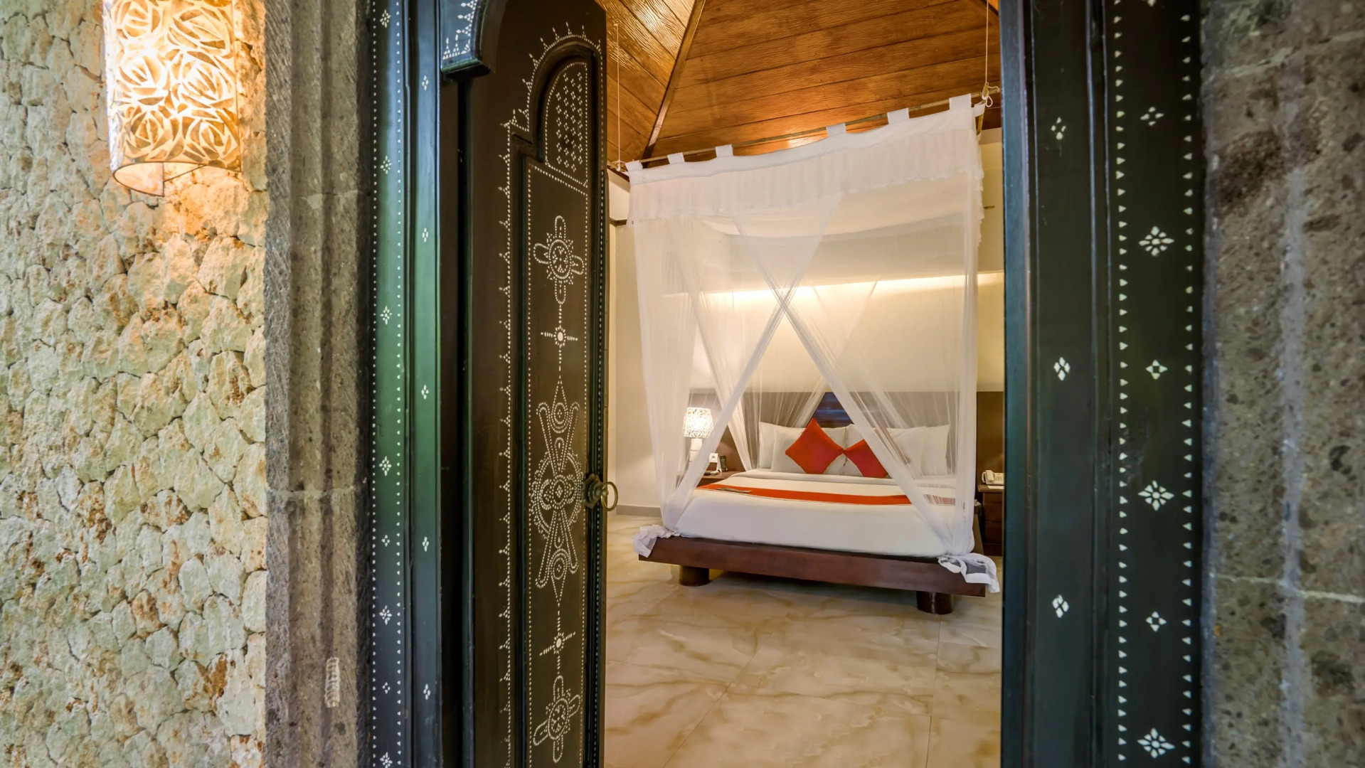 Tonys Villas & Resort