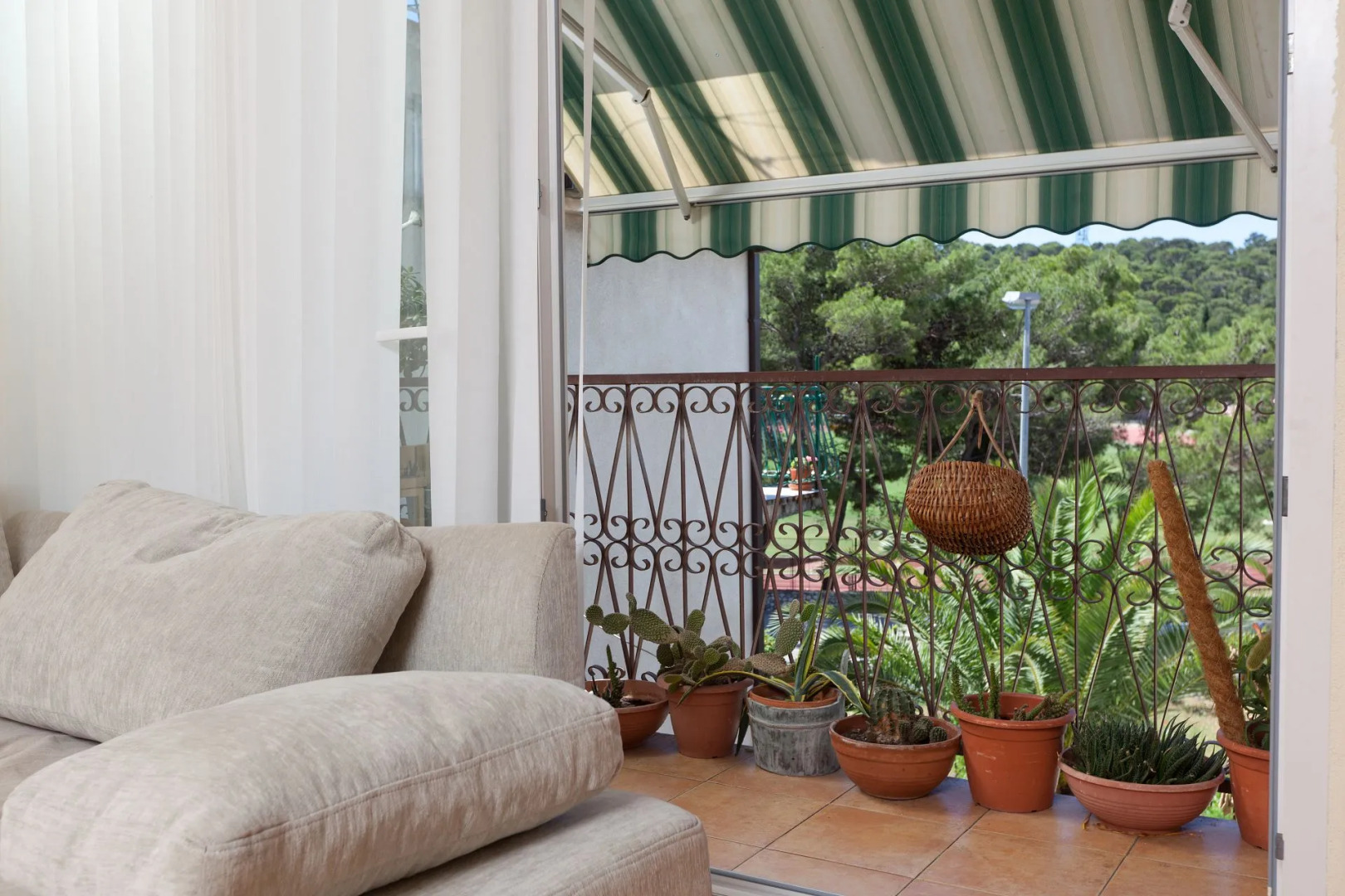 Apartment Maja - 50 m from beach : A2 Makarska, Riviera Makarska