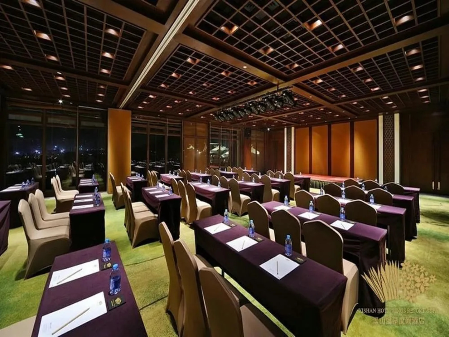 Xishan Hotspring Resort Hotel