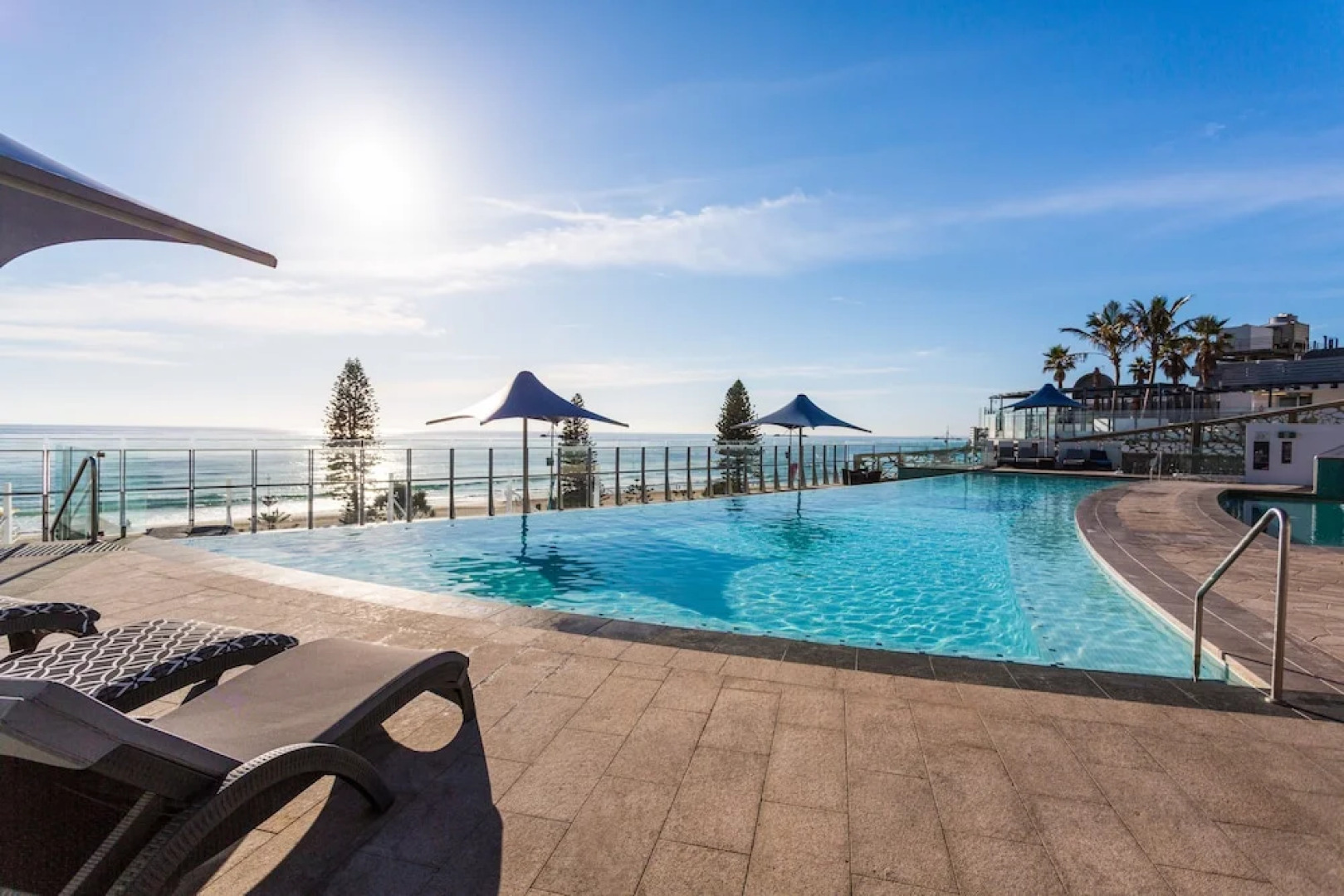 Holiday Holiday Soul Apartments