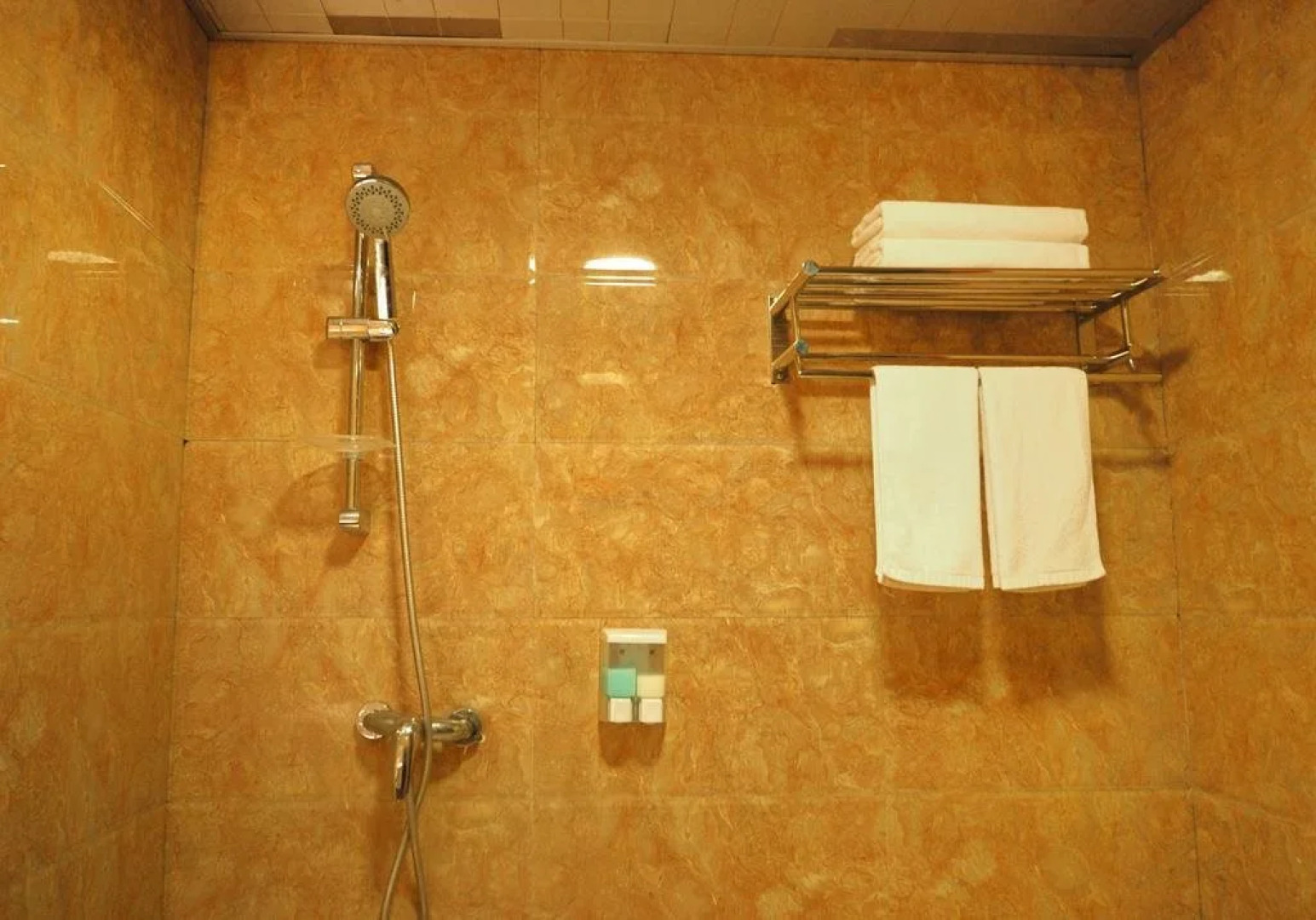 Jiuzhaigou Tusheng Shanzhuang