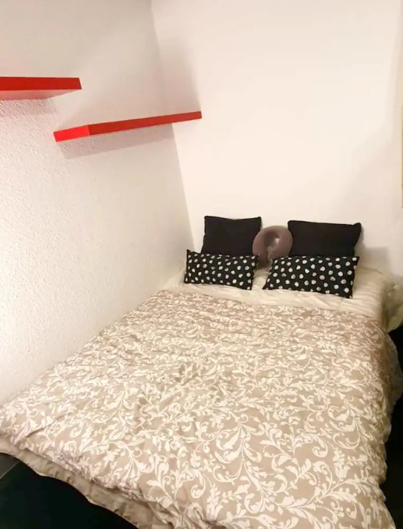 Studio in Allos, With Wonderful Mountain View - 600 m From the Slopes