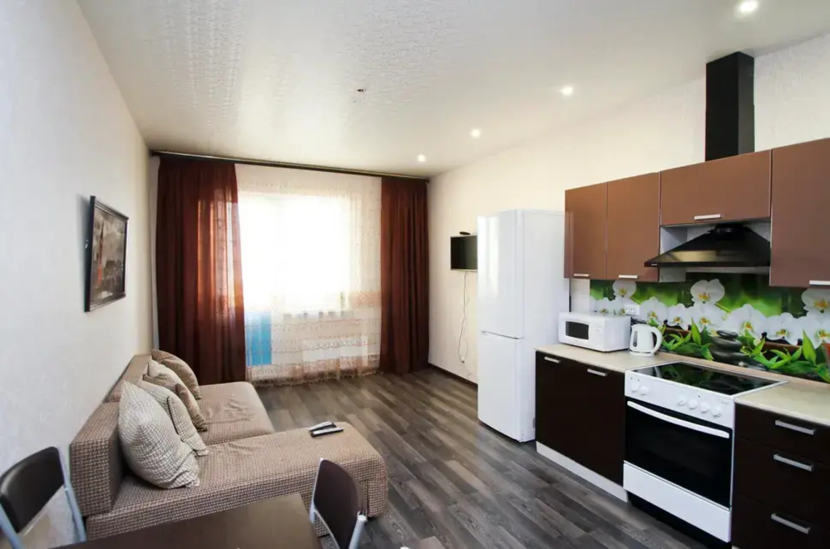 Сургутские квартиры на улице Александра Усольцева 26