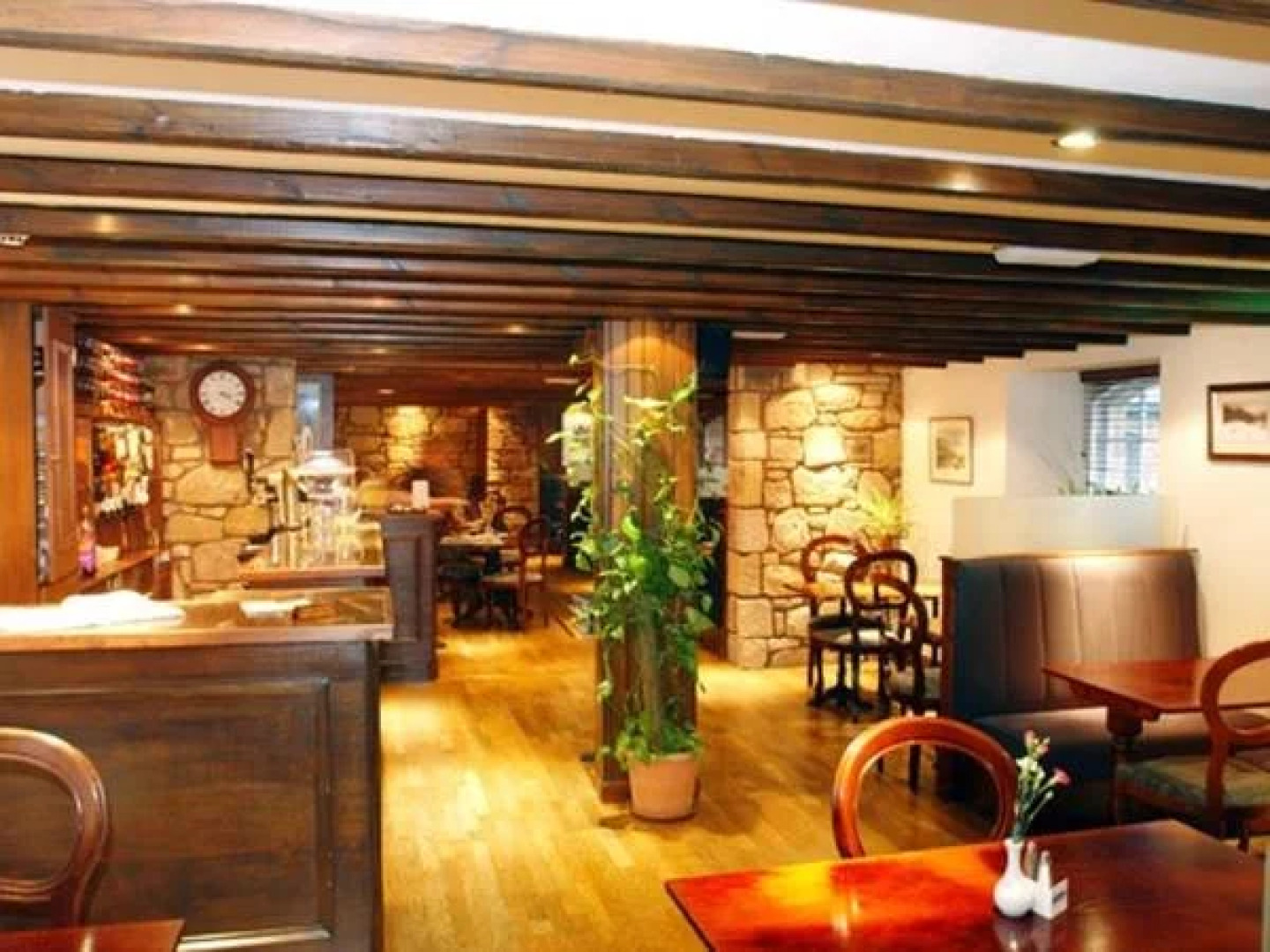 Harviestoun Country Hotel