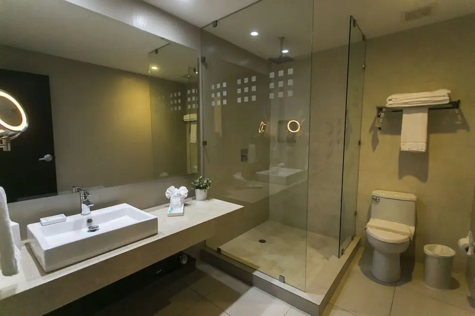 Elements Hotel Boutique