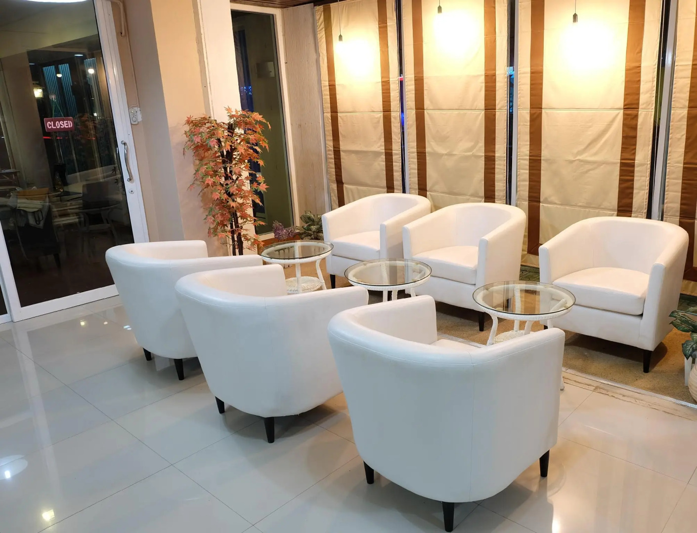 White Inn Nongkhai Hotel