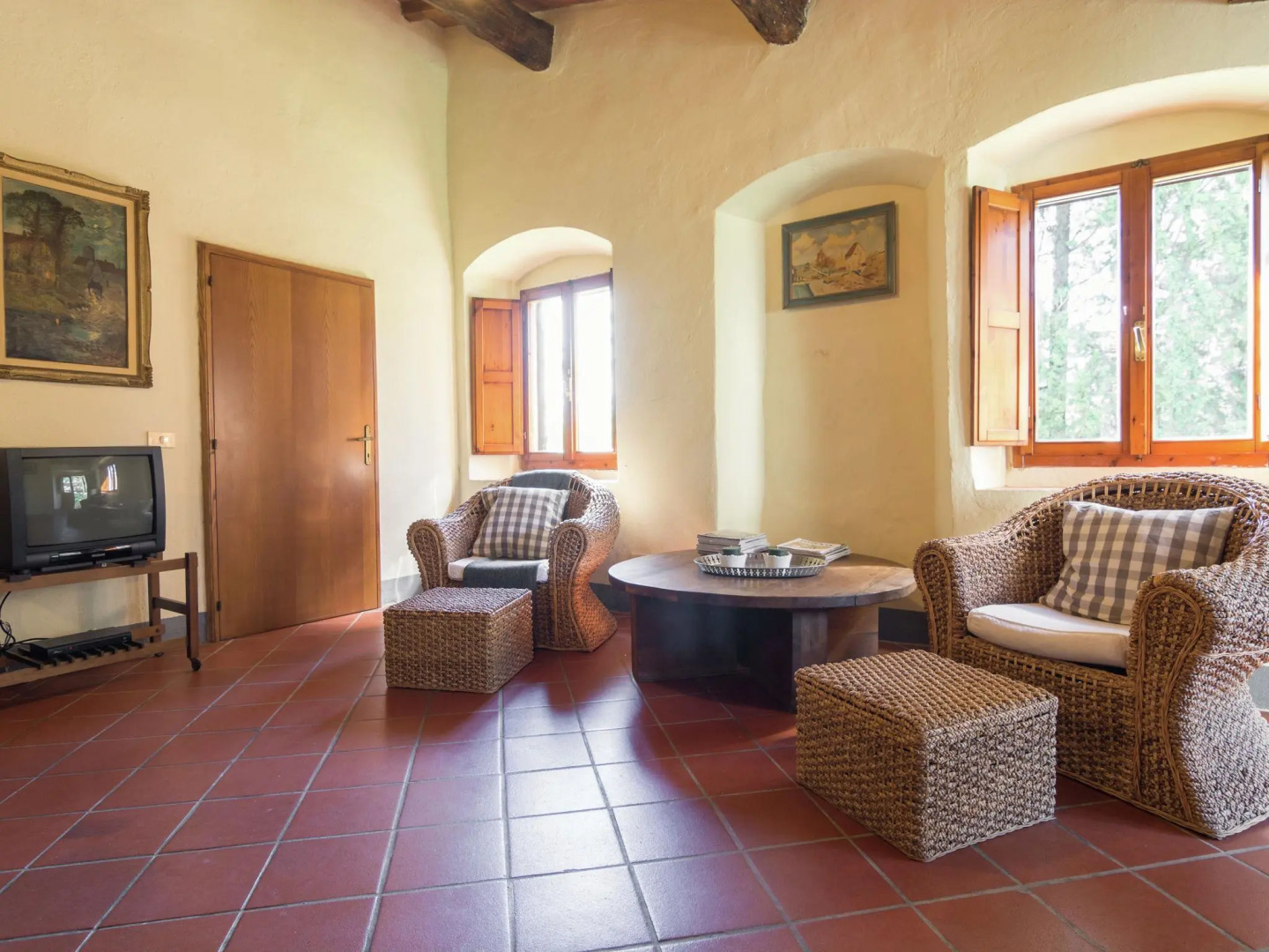 Scenic Stay Near Florence