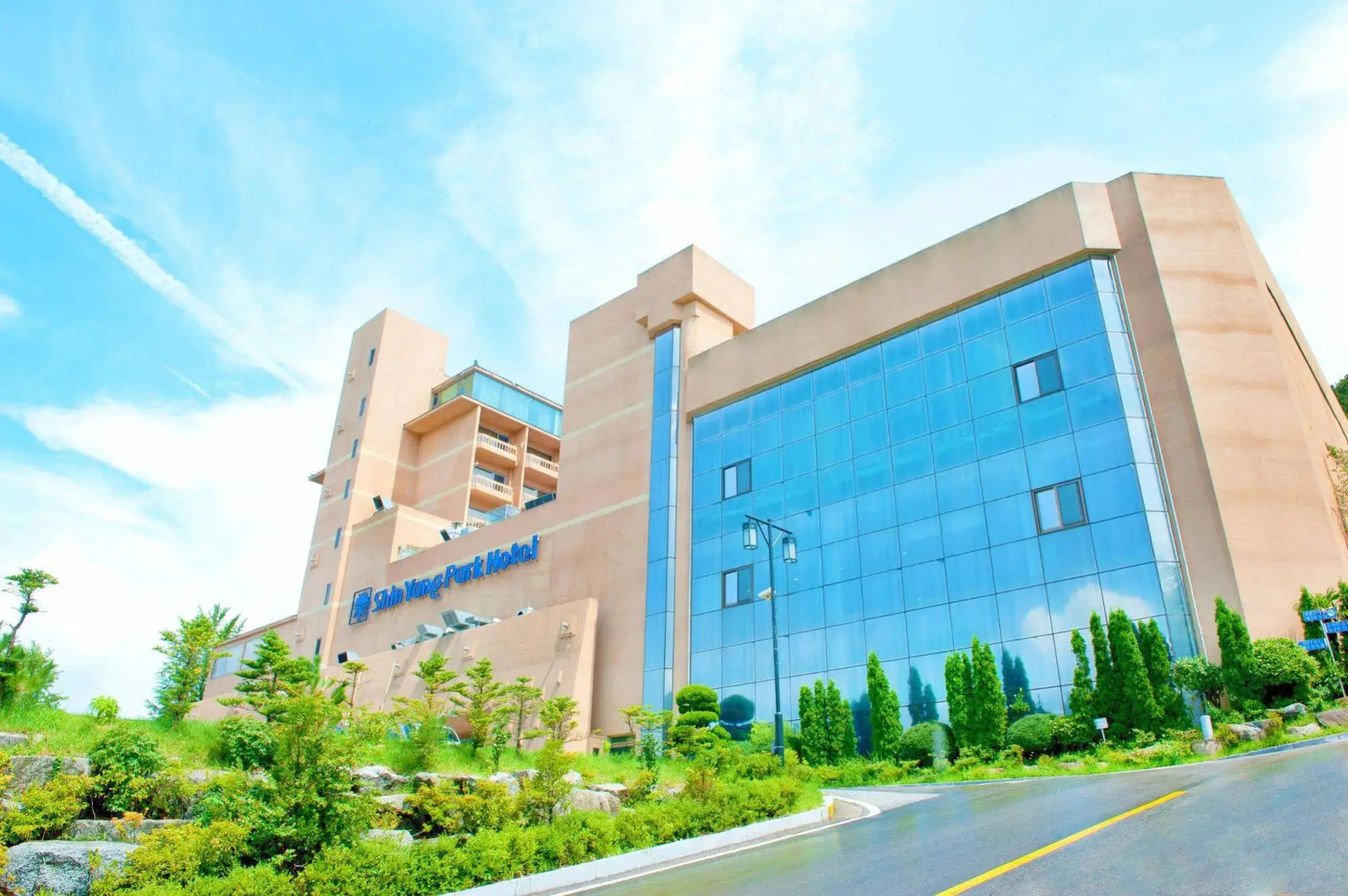 Shin Yang Park Hotel