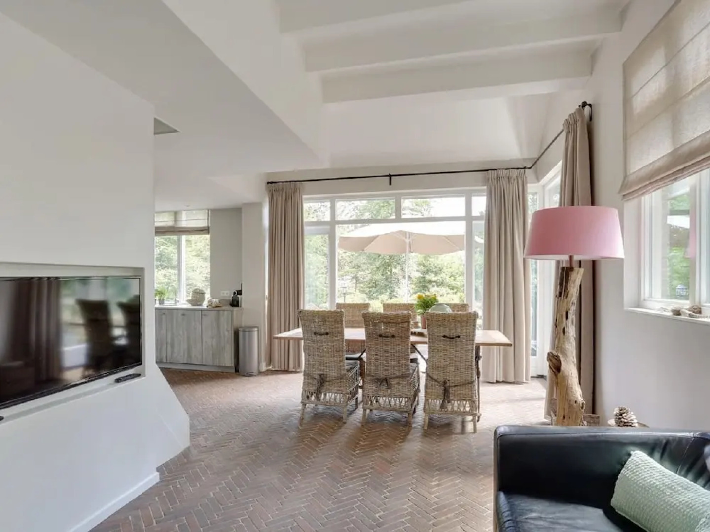 Holiday Home With a Terrace at Bedafse Bergen