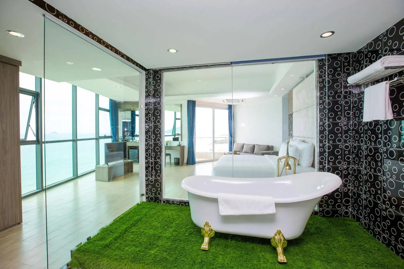 Golden Peak Resort & Spa