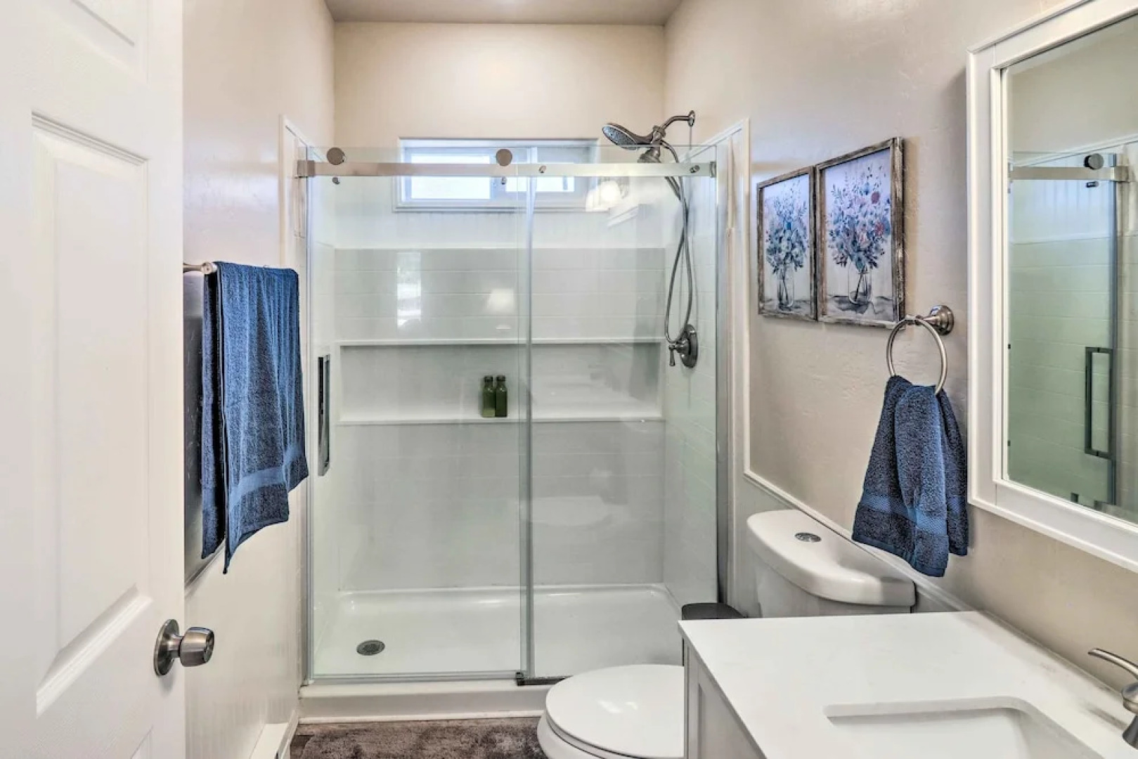 Pet-friendly Heber Escape in the Pines w/ Views!