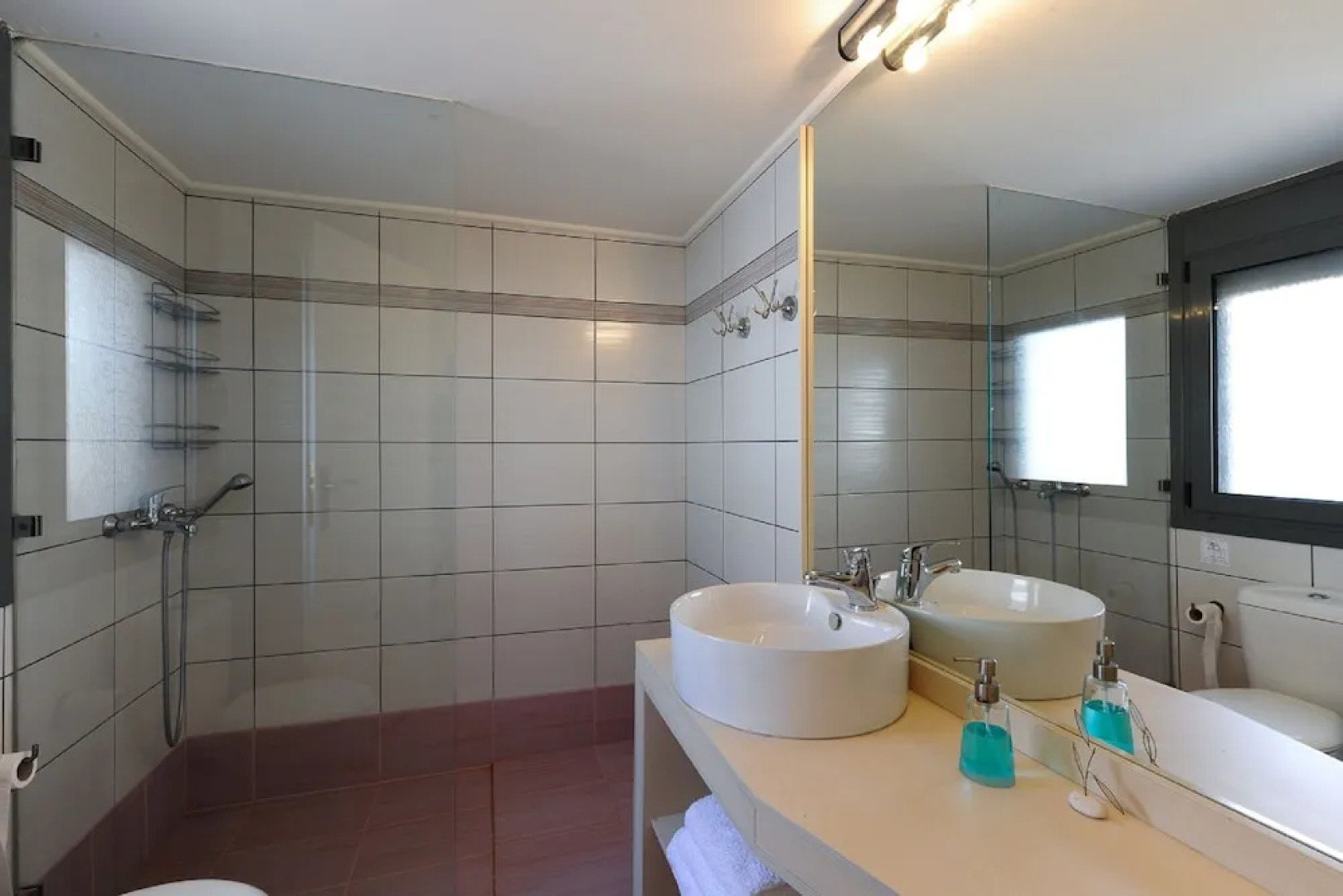 Villa Nefeli - Six Bedroom Villa