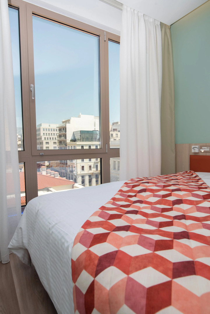 Casual Kubic Athens Hotel