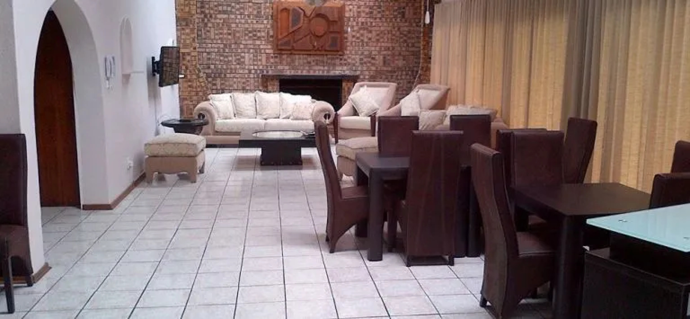 Empoza Sea View Guest House