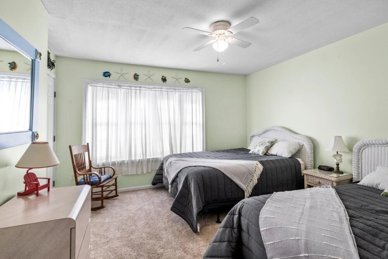 Sand Dollars & Sunshine 2 Bedroom Condo by Redawning