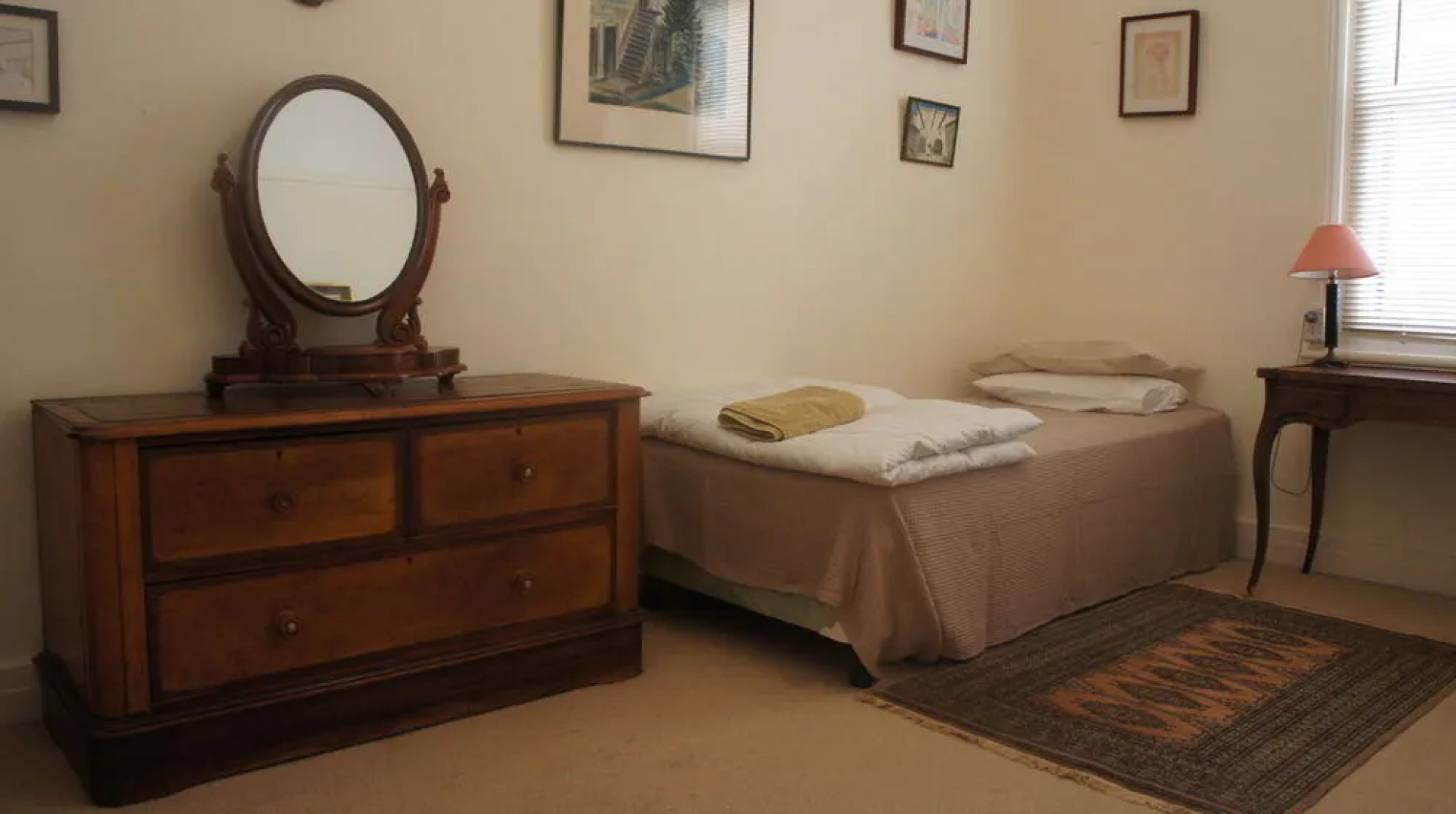 Rosnay Organic Vineyard, Olive Grove, Figs and Farmstay