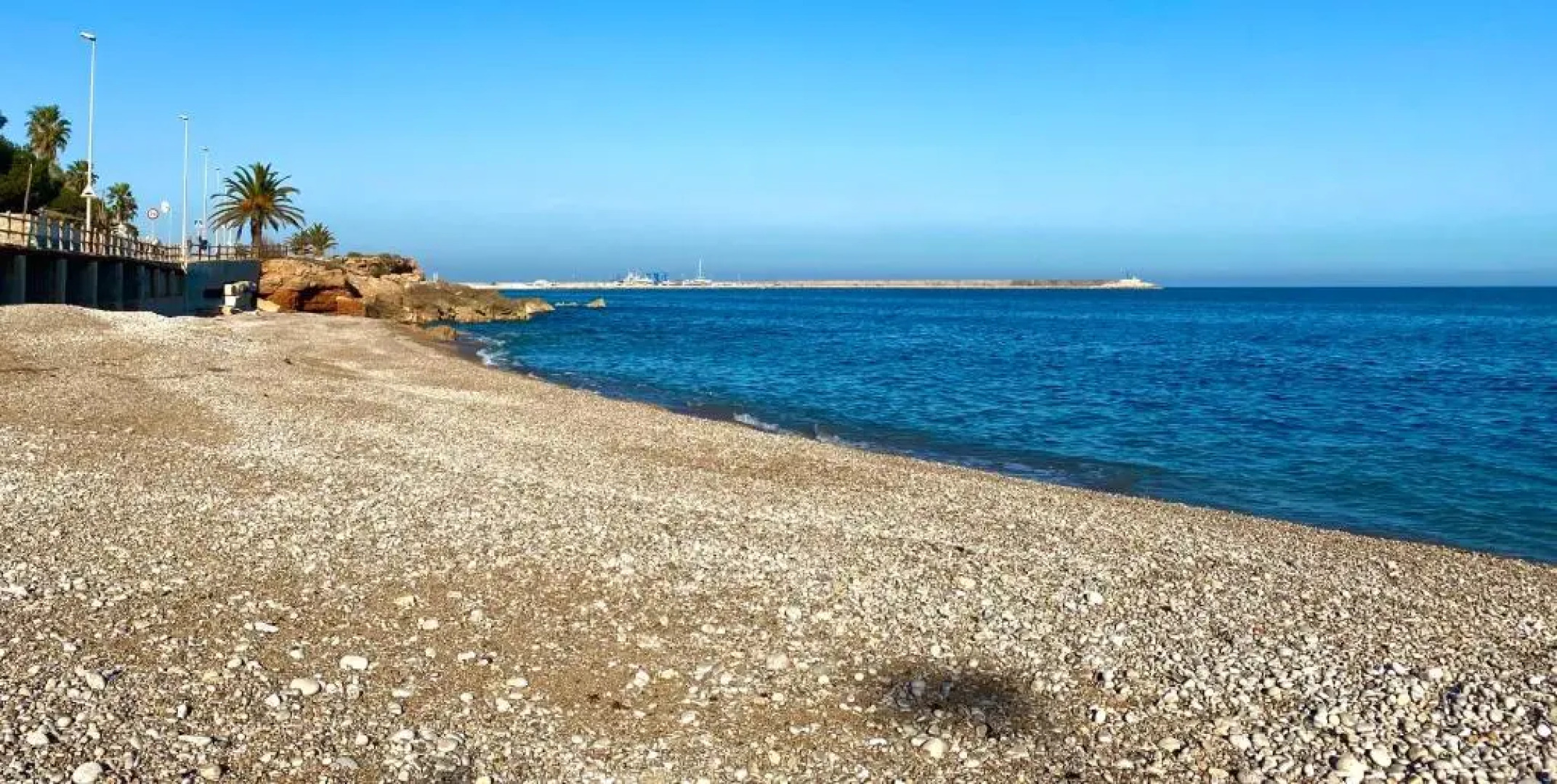 Apartamento con piscina a 350 metros de la playa