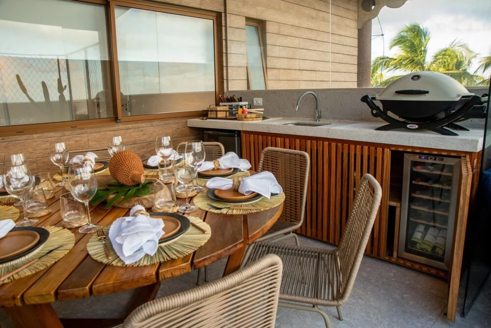 Cobertura Nica Beira-mar Barra Bali Resort