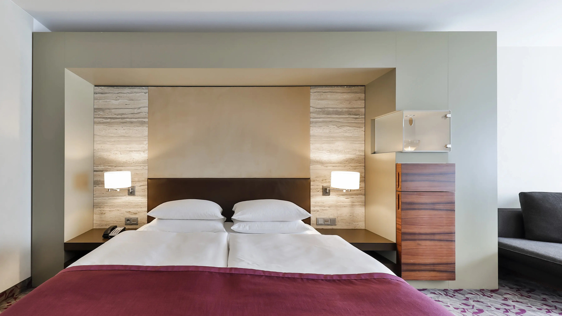 Dorint Hotel am Heumarkt Köln