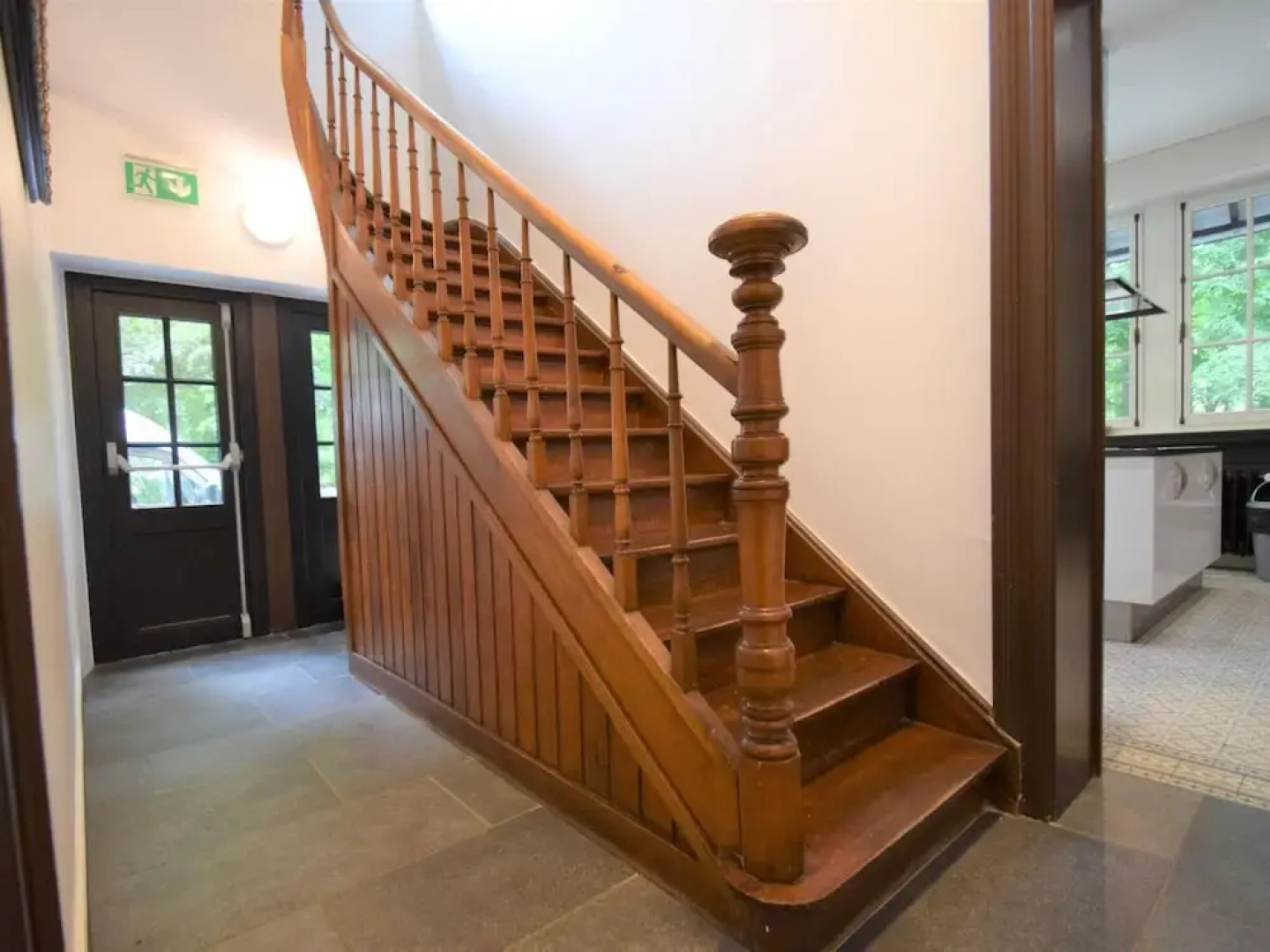 Vintage Villa with Hot Tub & Infrared Sauna in Ardennes