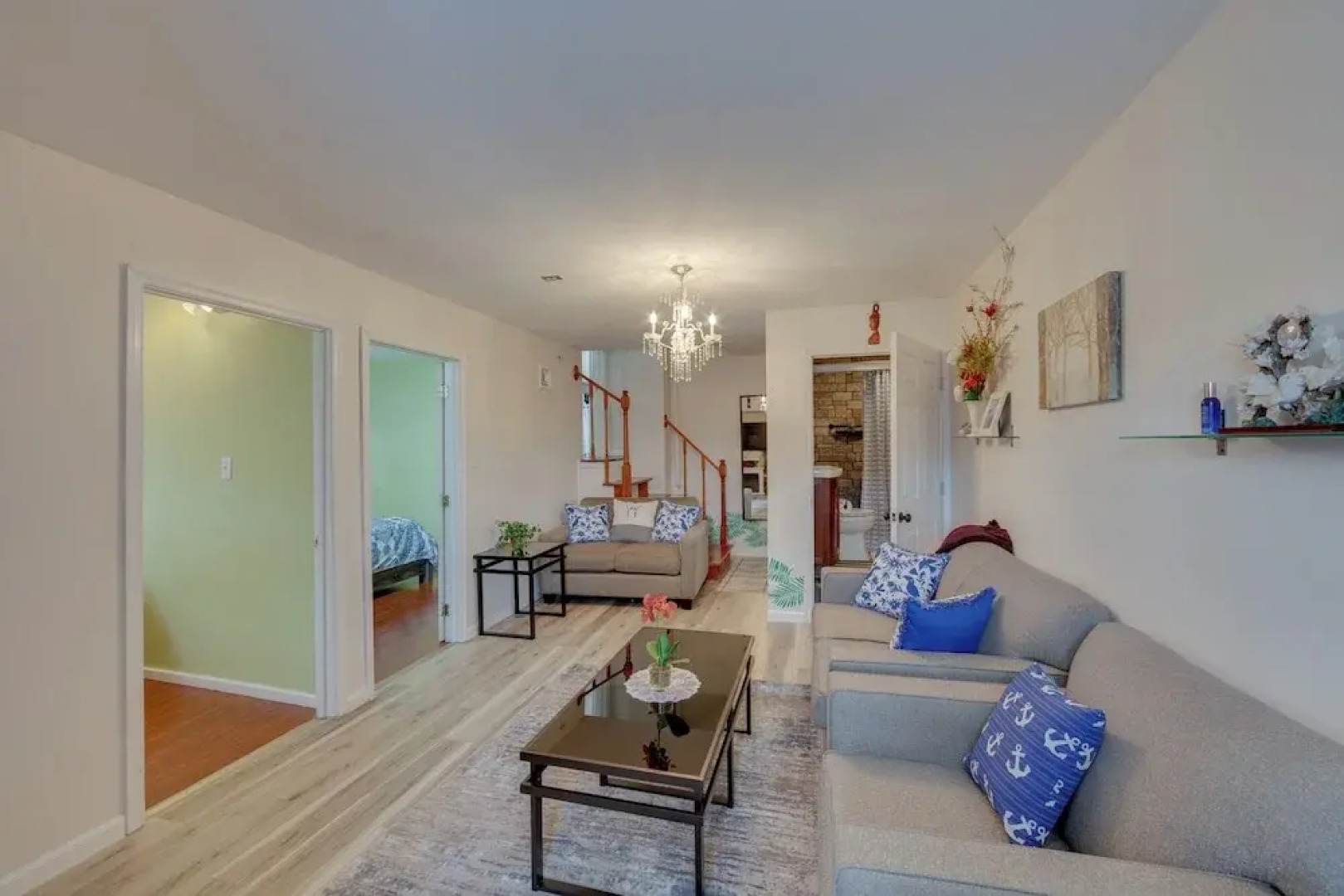 2 Mi to Hersheypark: Group Getaway w/ Deck