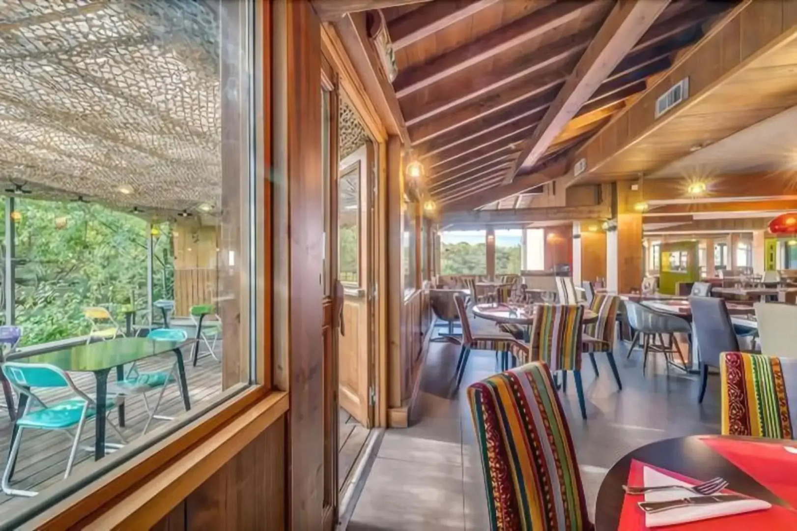 Les Cabanes De La Maison Rouge