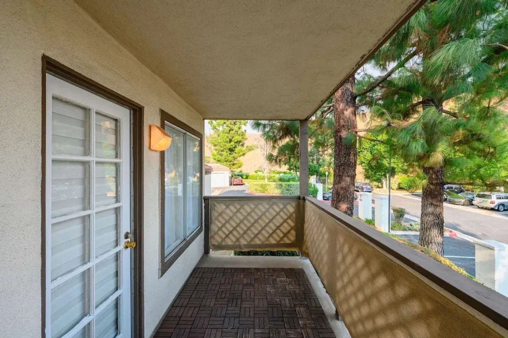 Modern Cozy Retreat With Pool Fireplace