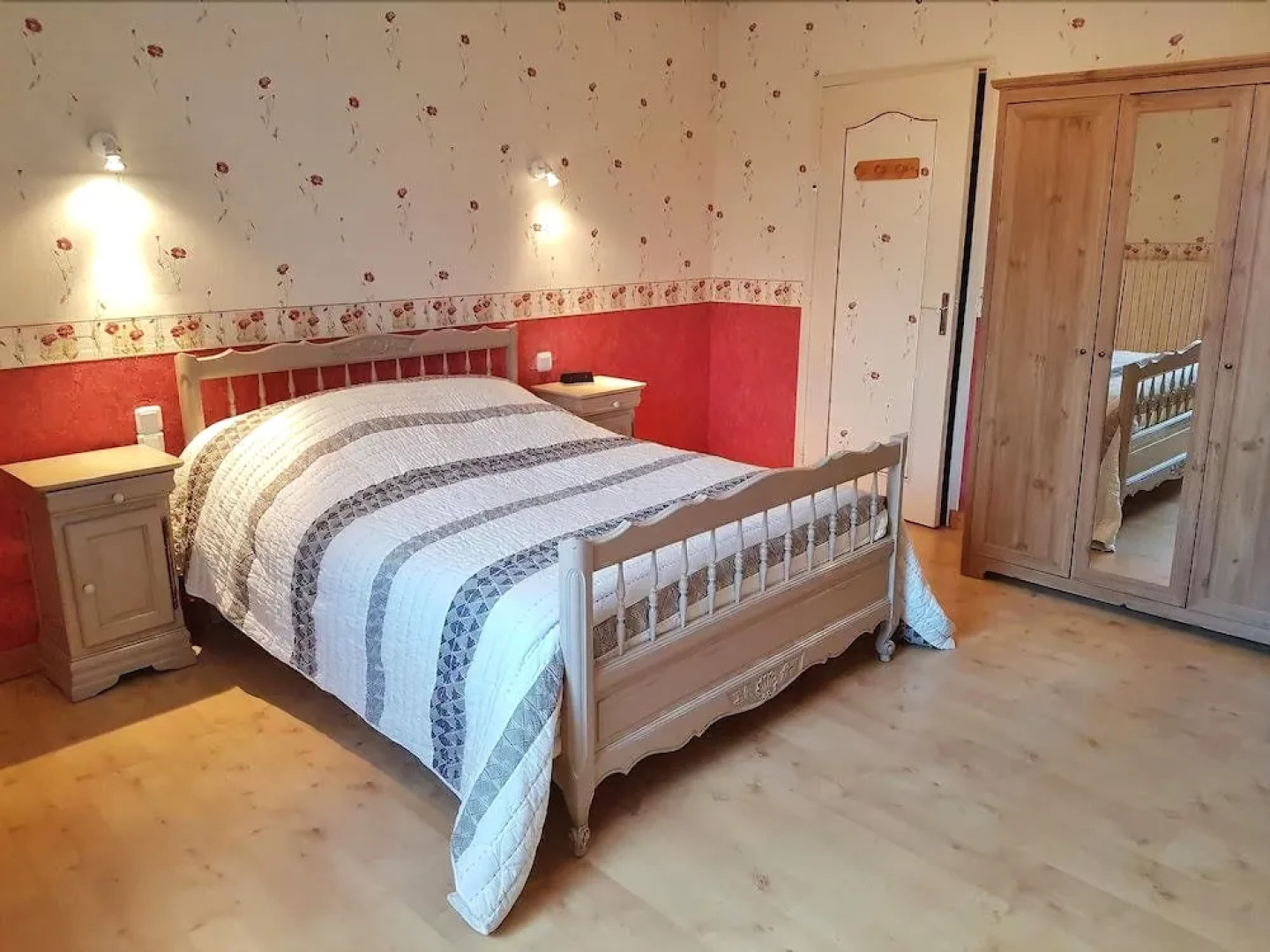 La Grange Des Roches Roses