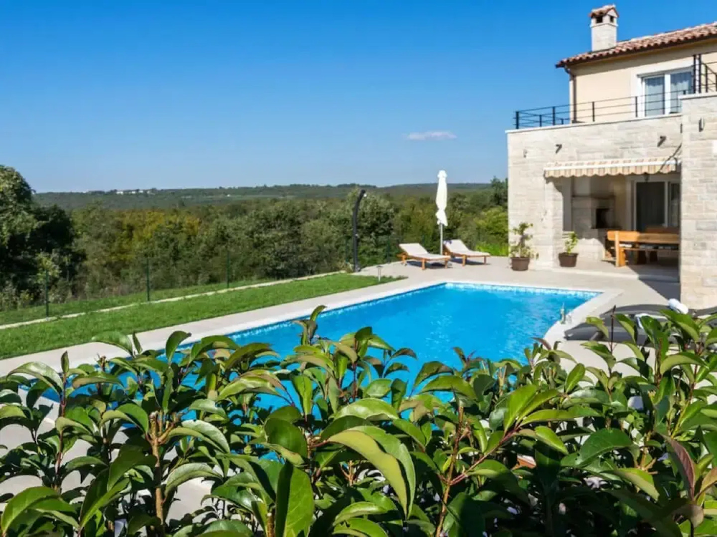 Patricia Comfortable Holiday Residence