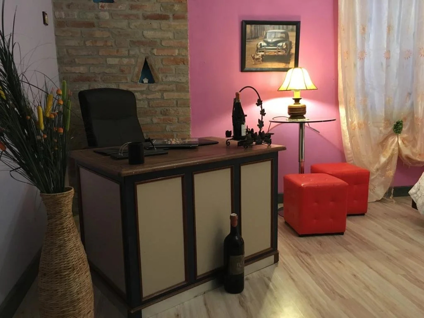 La Rosa Tra Le Vigne