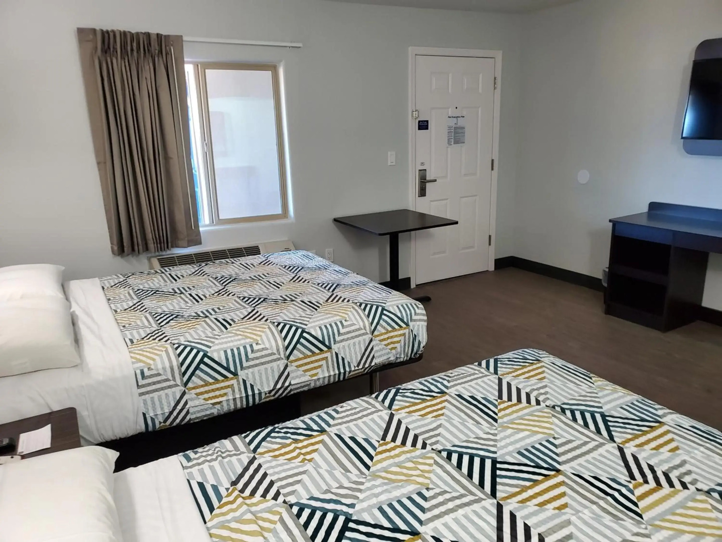 Motel 6 Show Low, AZ