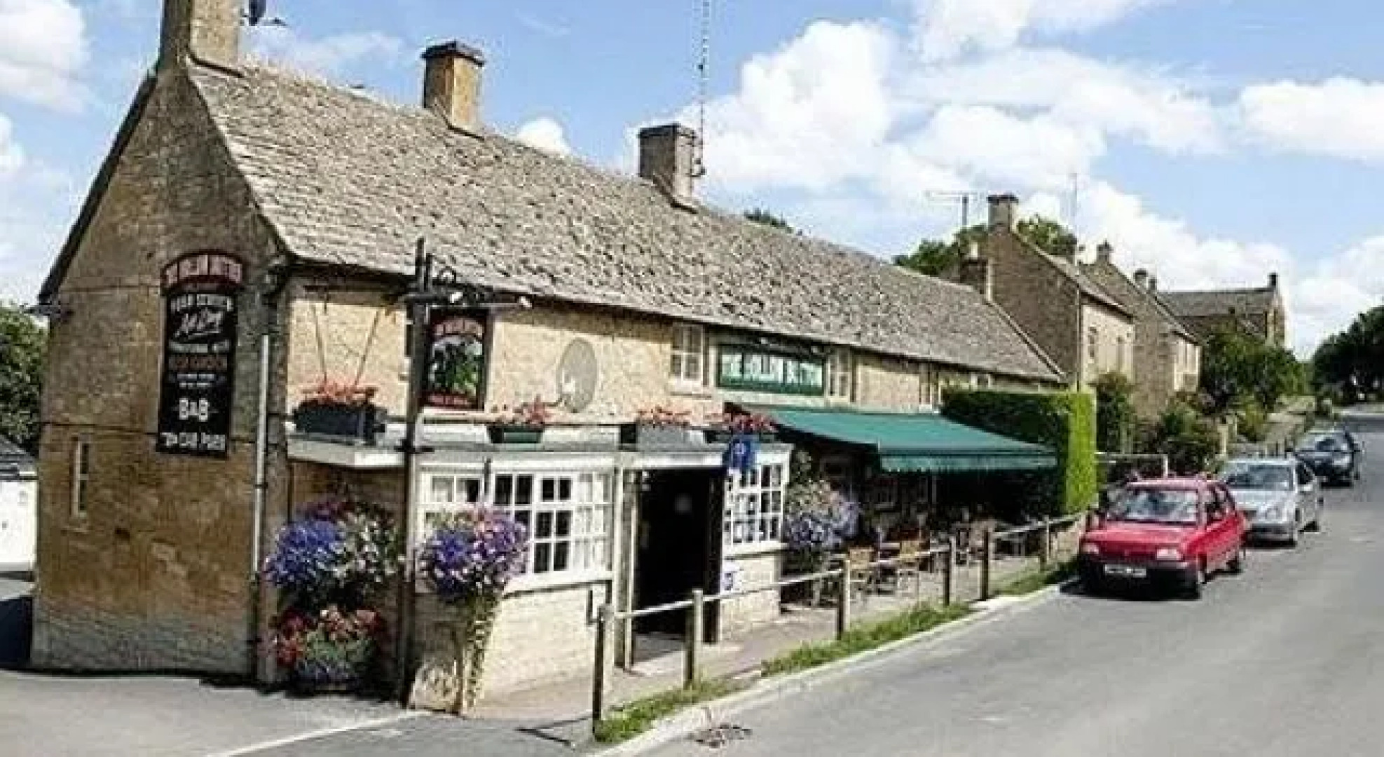 The Hollow Bottom - B&B