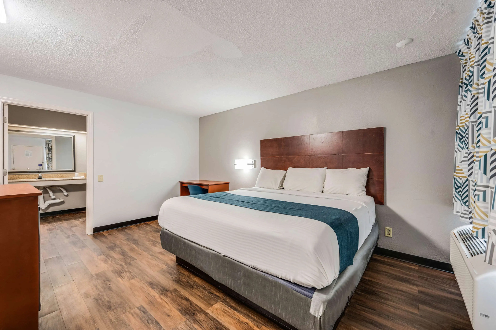 Motel 6 Tupelo, MS - Downtown