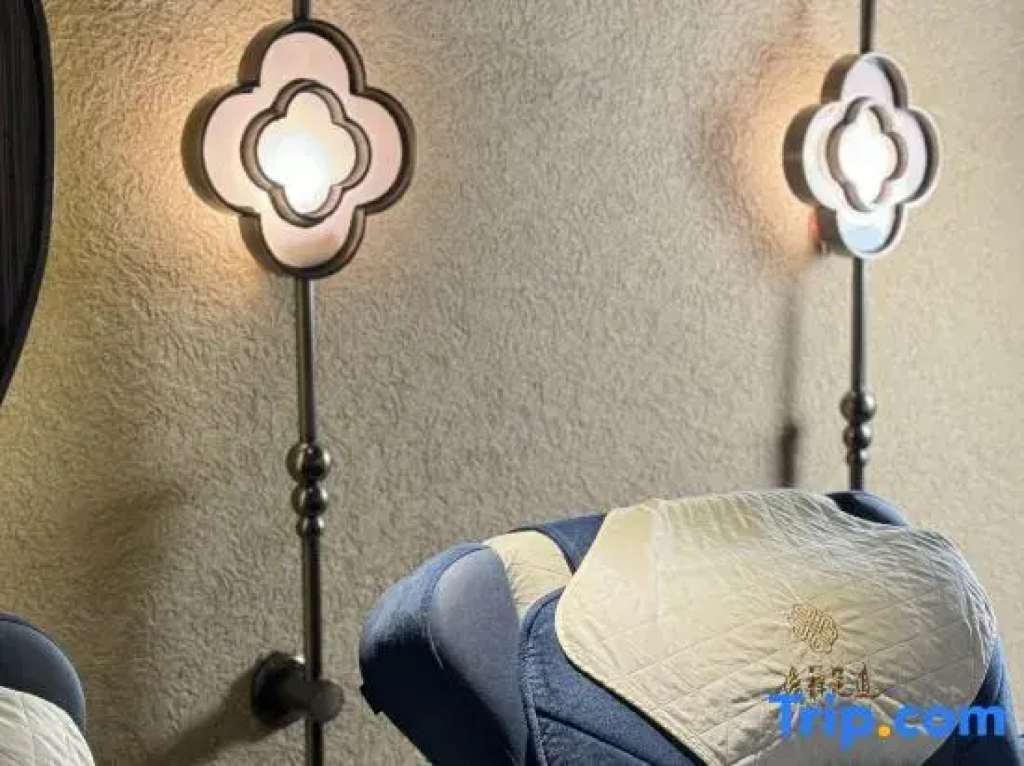 Qunhao Hotel (Guigang Sports Center Store)