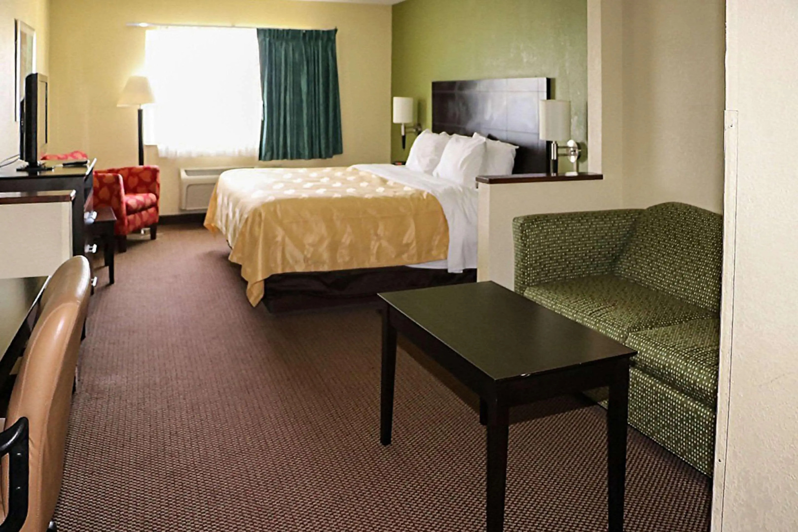 Quality Inn Evansville Eastland Area