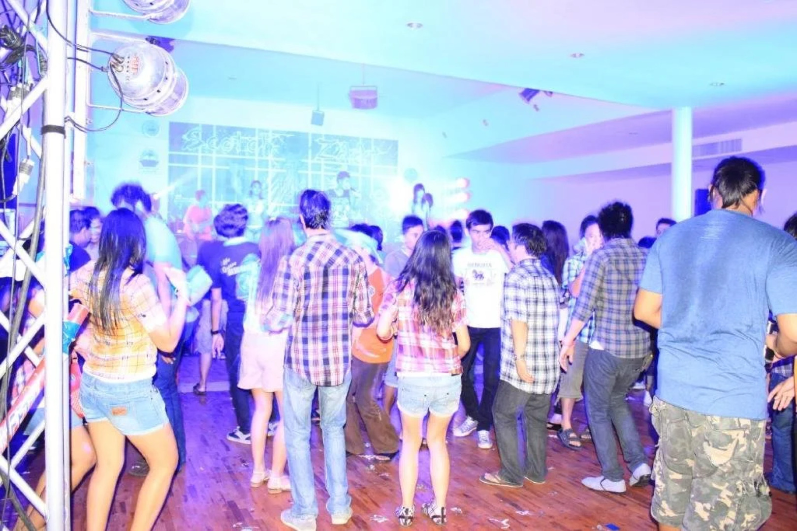 Thai Diamond Land Kaengkrachan