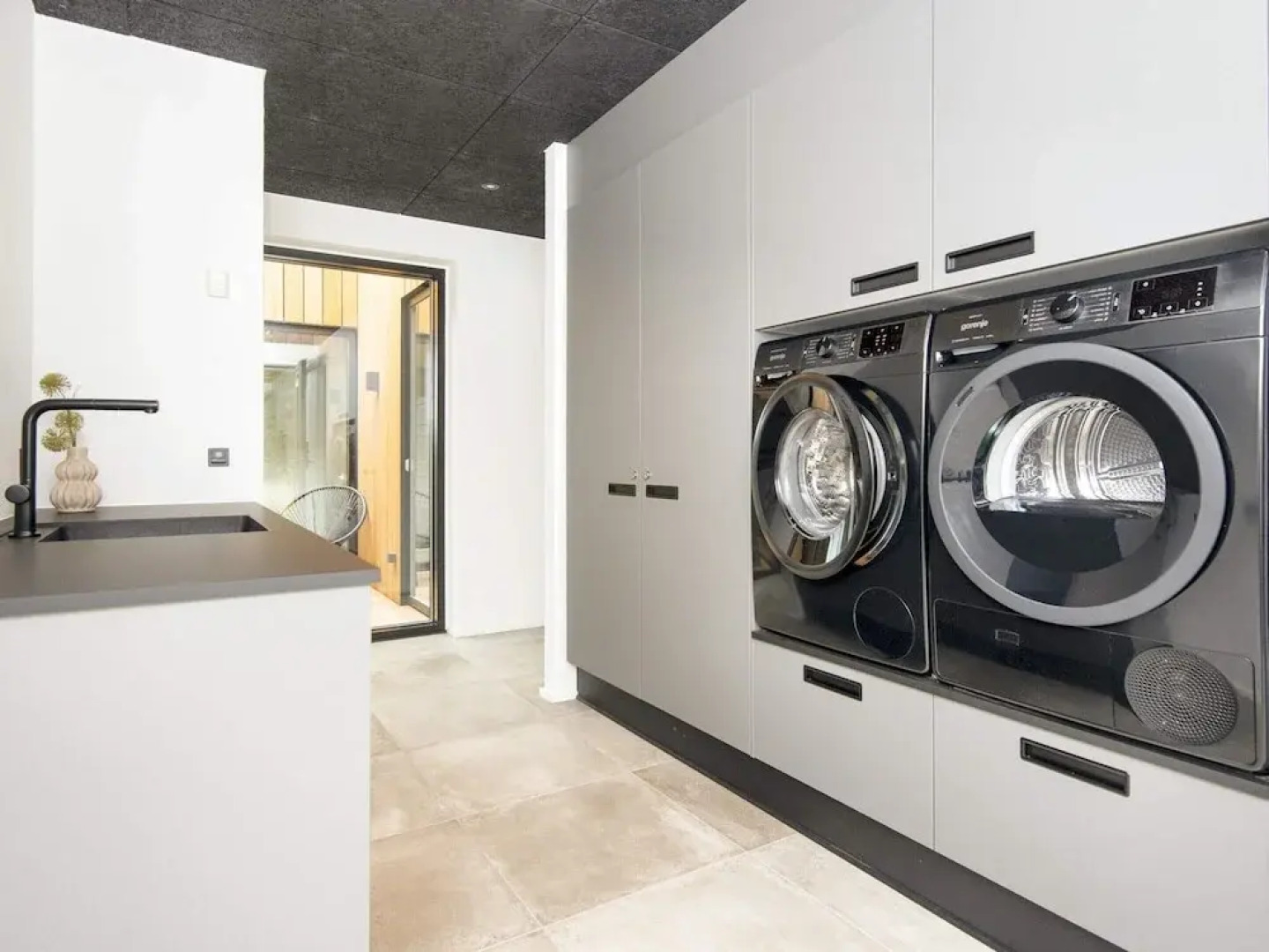 Luxury Lakeside Retreat - By Traum Ferienwohnungen