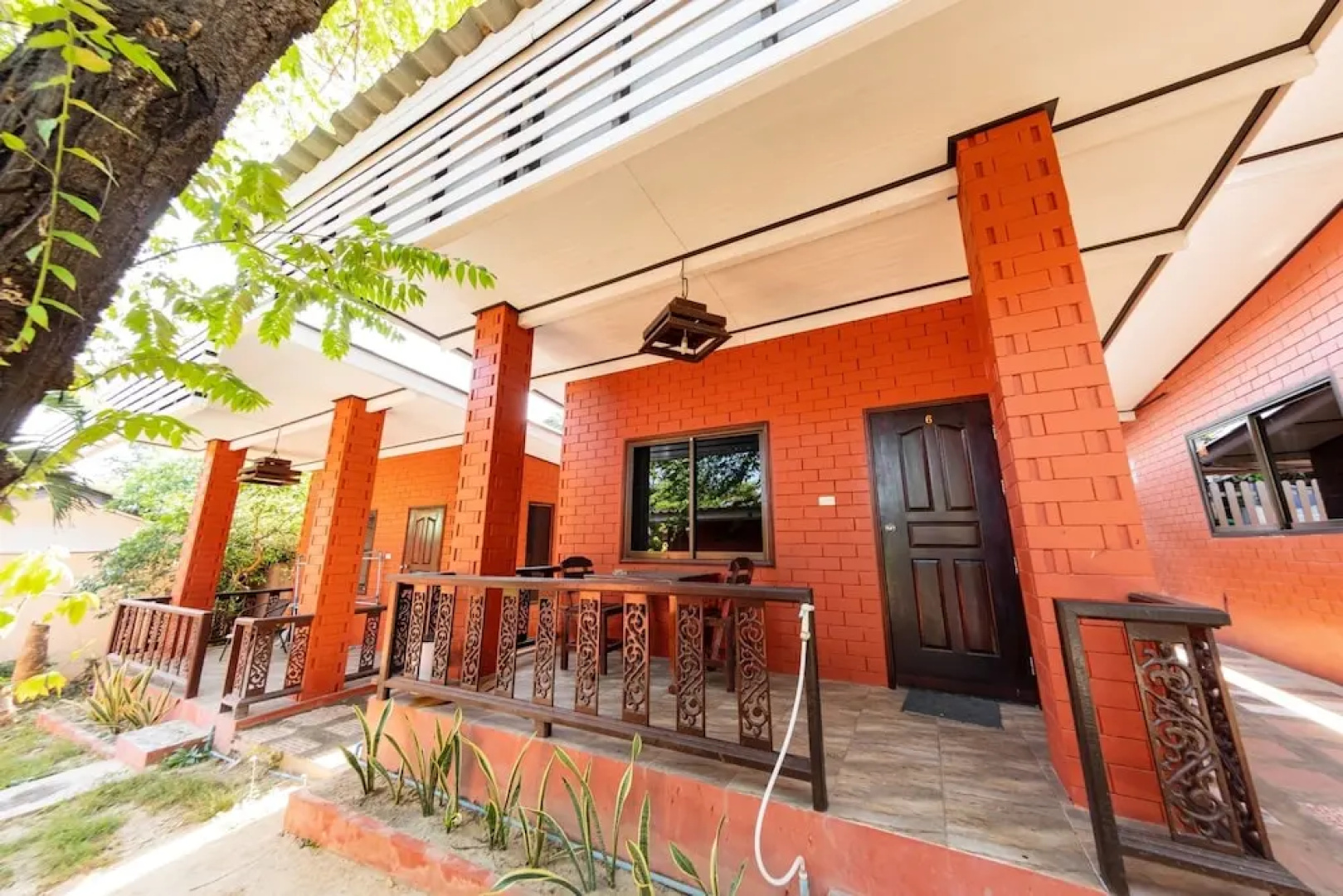 Tom Pizza Resort