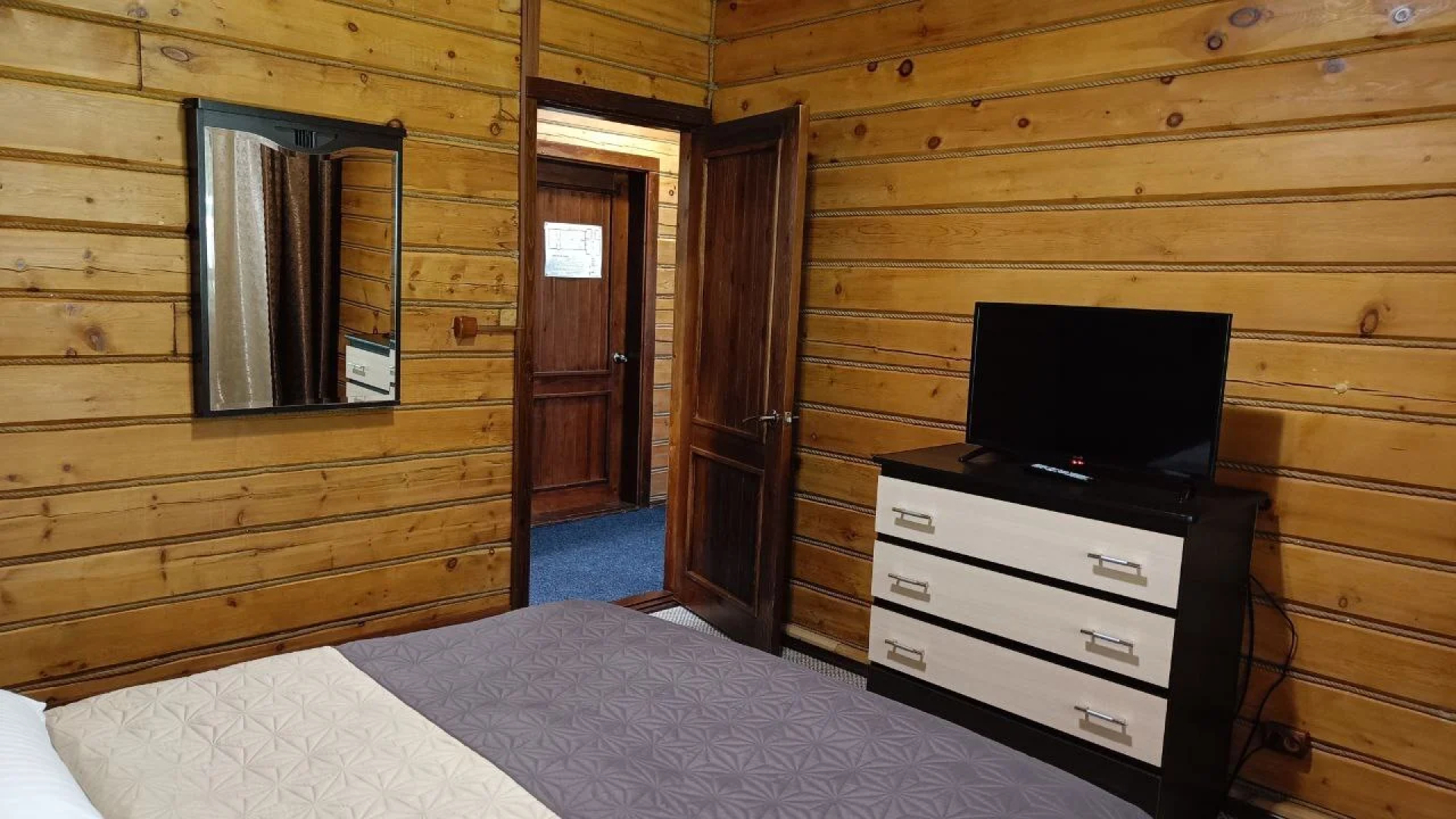 Отель «Золотые пески»