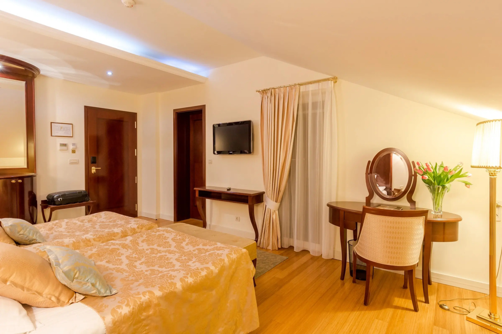 Hotel President Solin